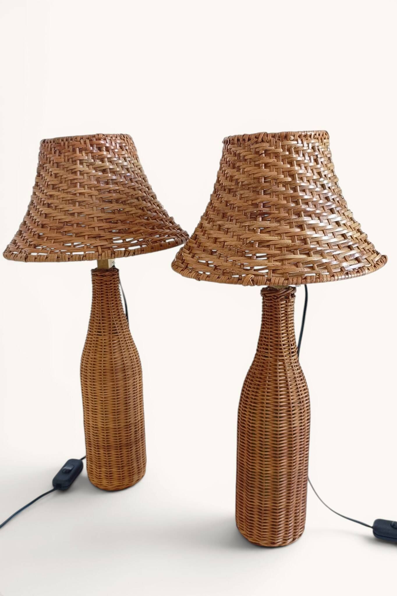 Pair of Table Lamps in Handwoven Wicker and Rattan, France, 1960s