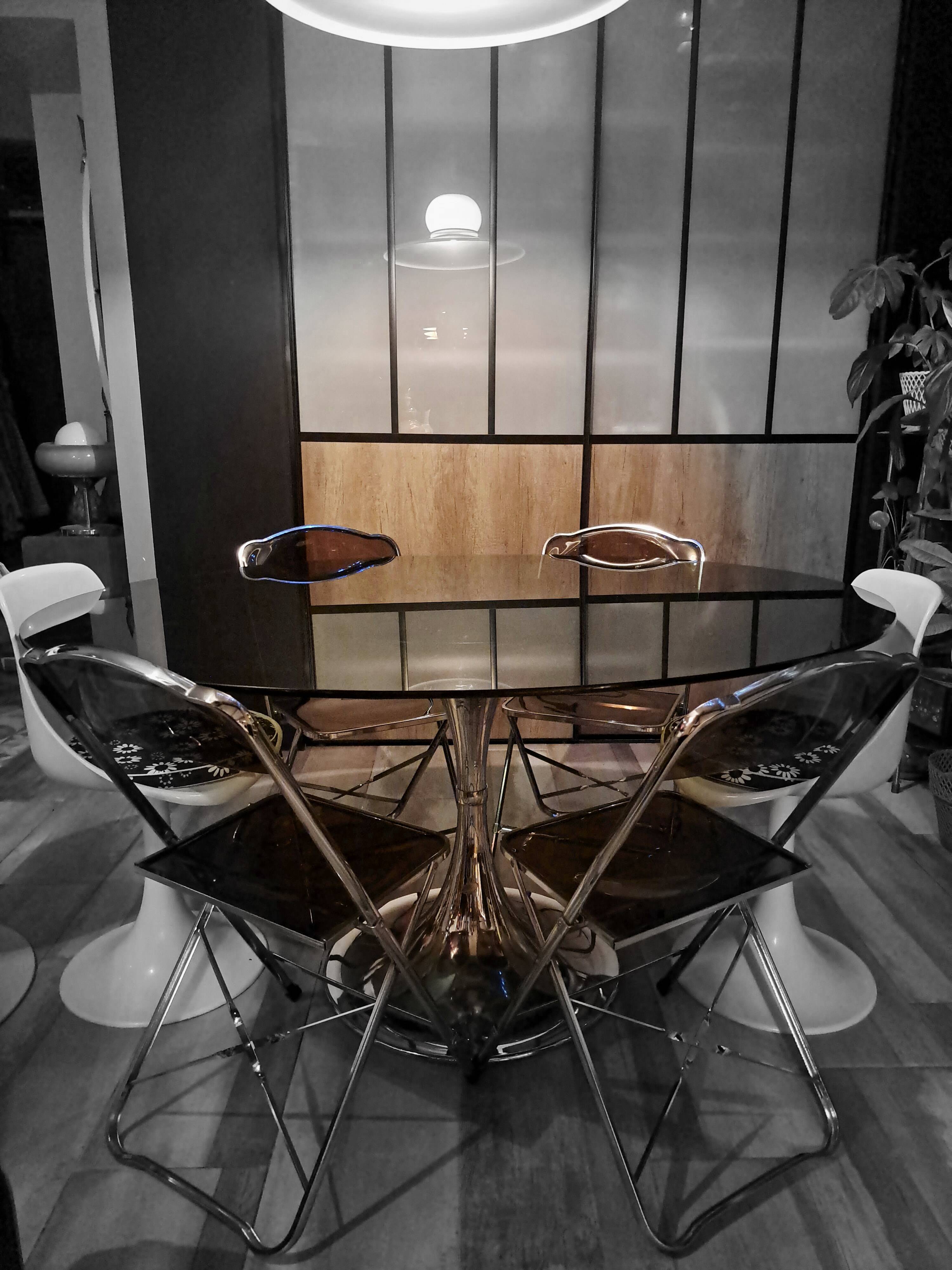 Oval table circa 1970