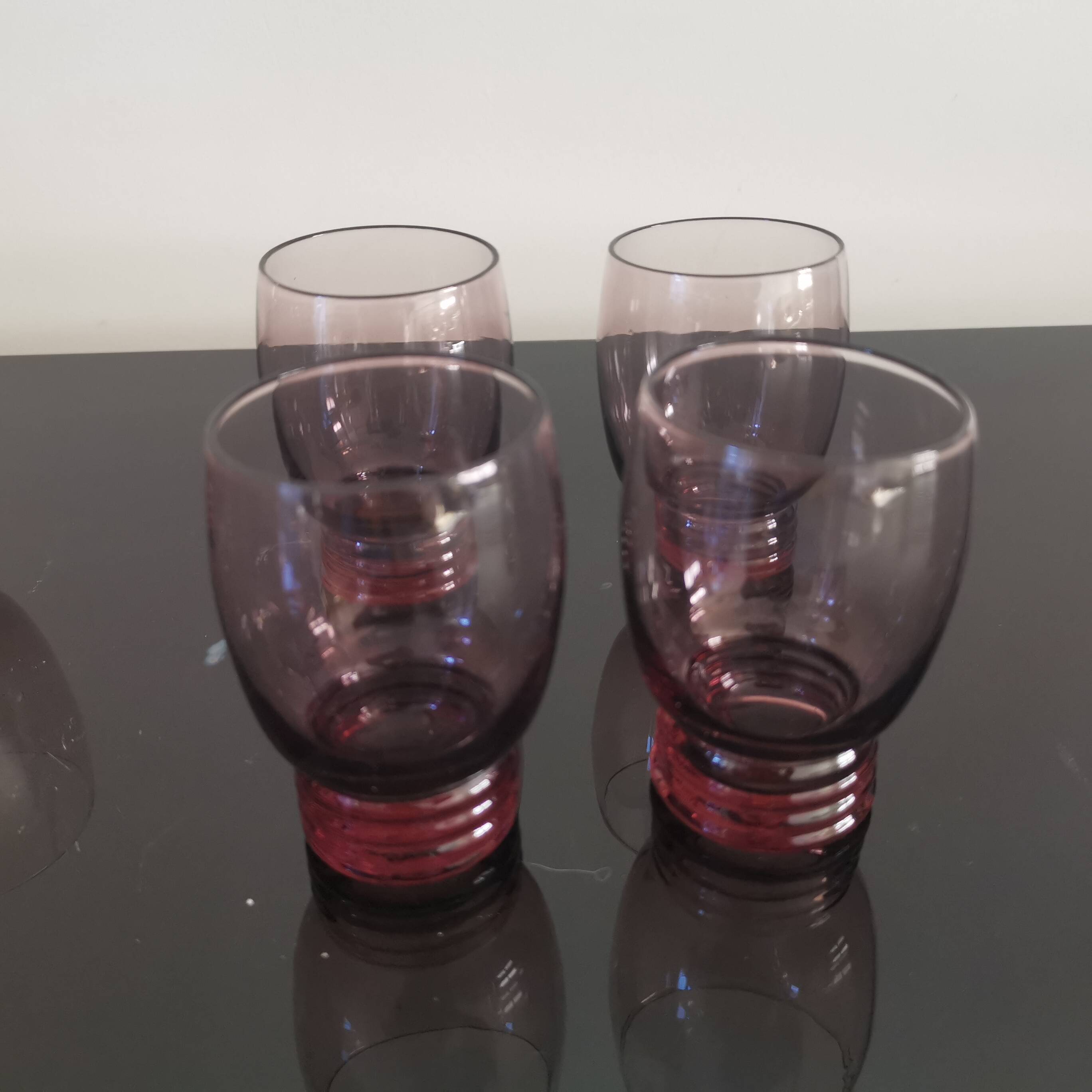 Set of 50s art deco purple/rosé blown glass glasses