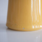 Pichet ancien jaune