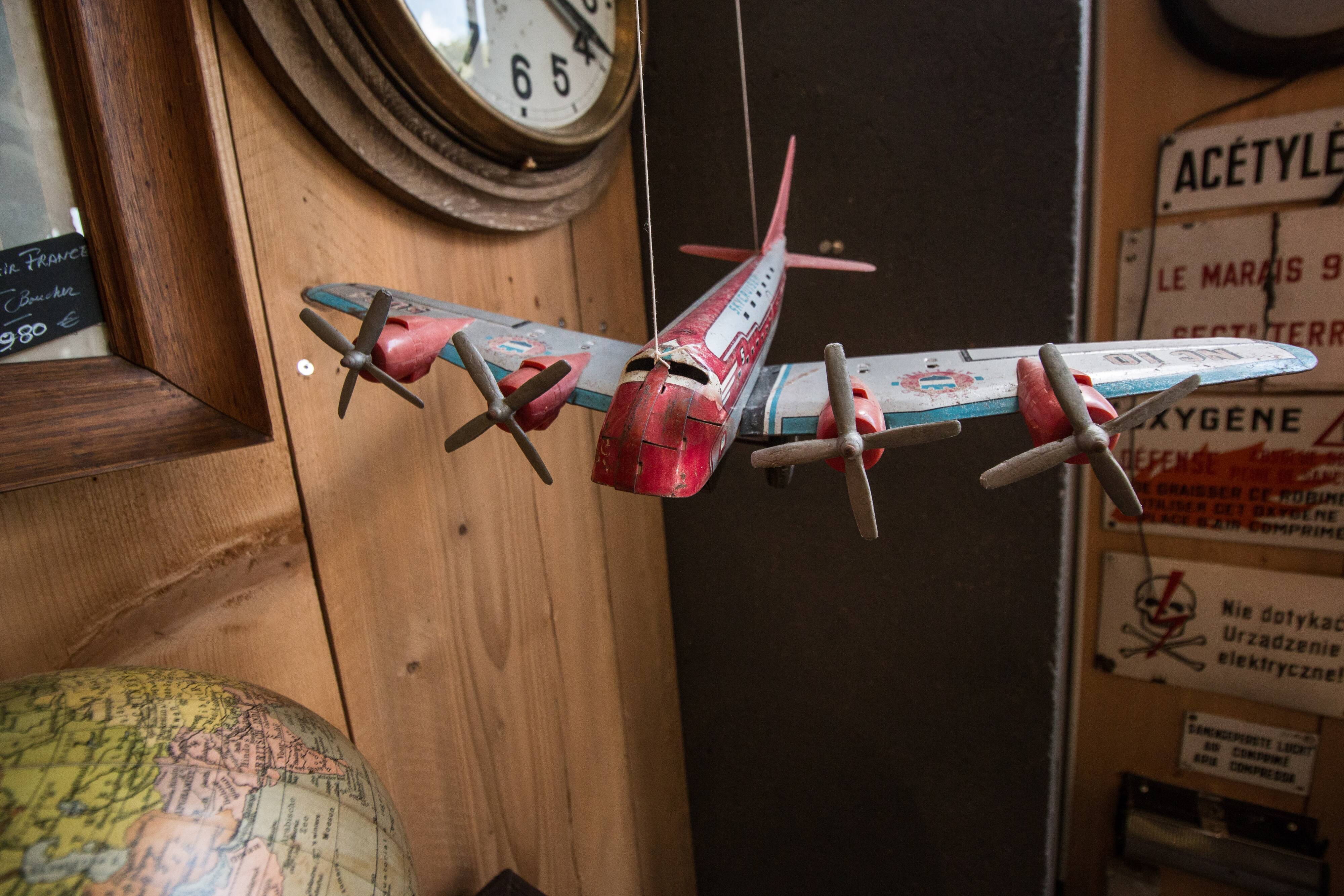 Stratoliner 700 aircraft