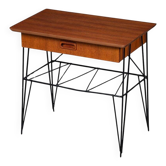 Table de chevet en teck danois de style mid-century moderne avec cadre en métal, années 1960