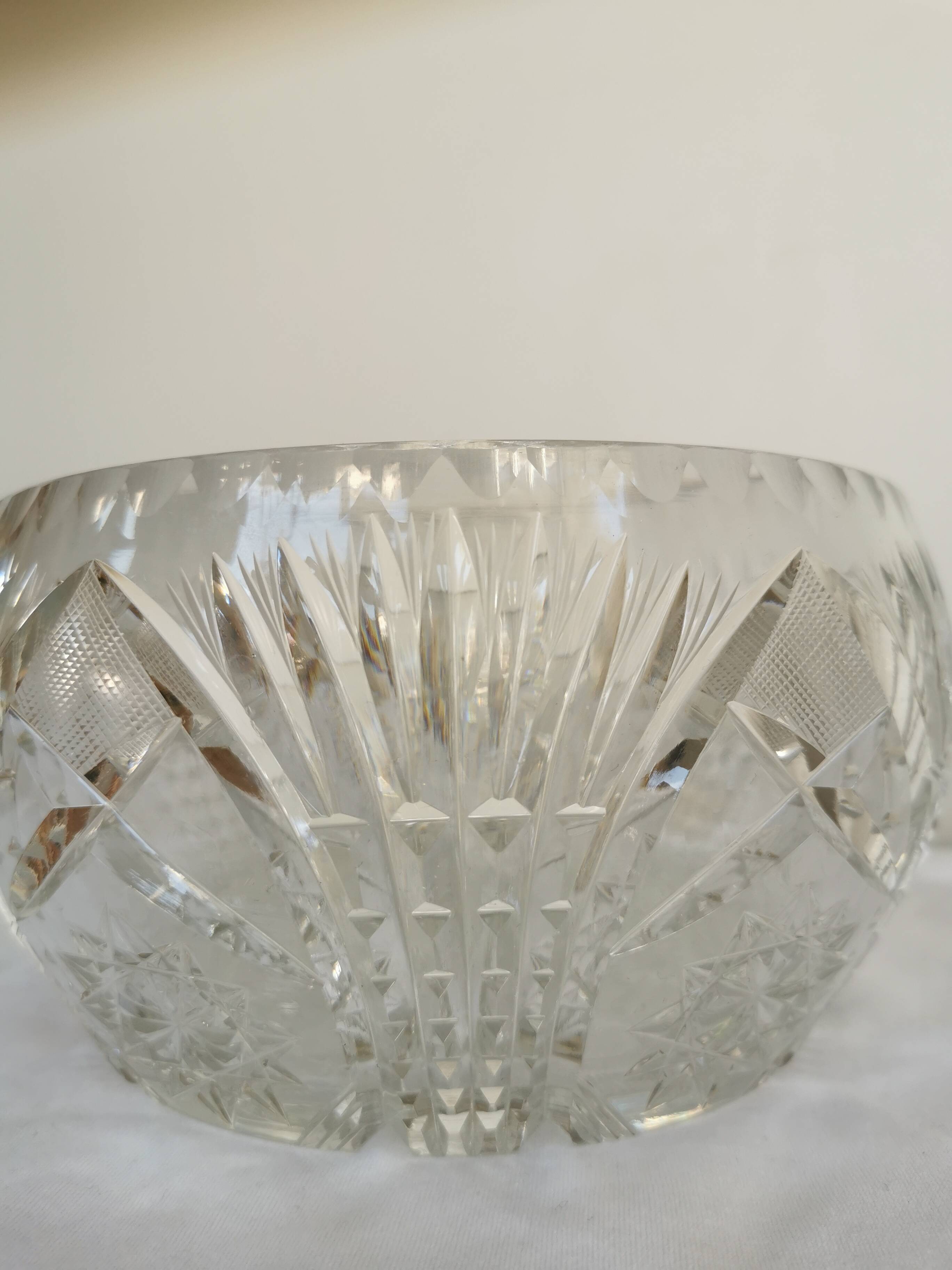 Bol en cristal de plomb vintage des années 1970 : pièce maîtresse de table bohémienne