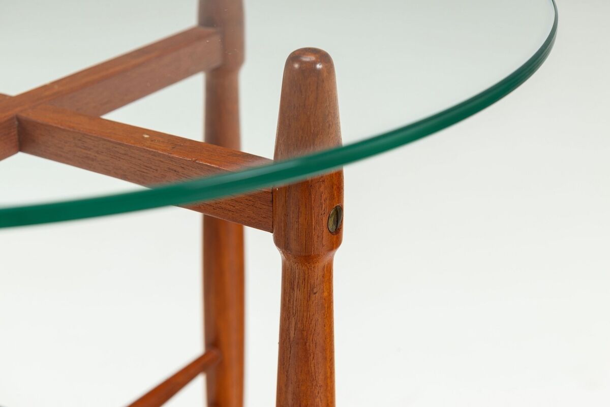 Poul Hundevad side table in teak Vamdrup Stolefabrik Denmark 1960