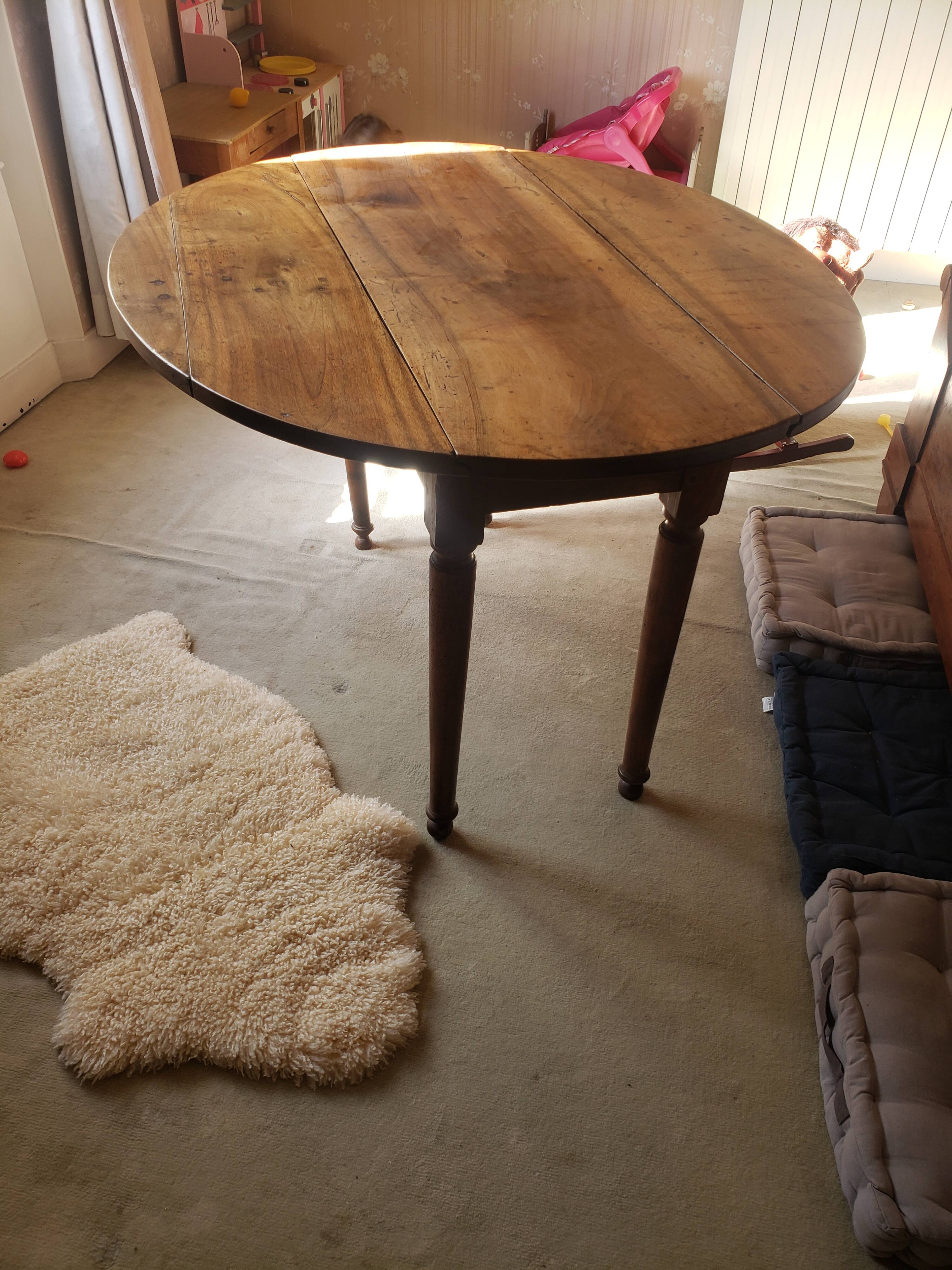 Table ancienne pliante en bois