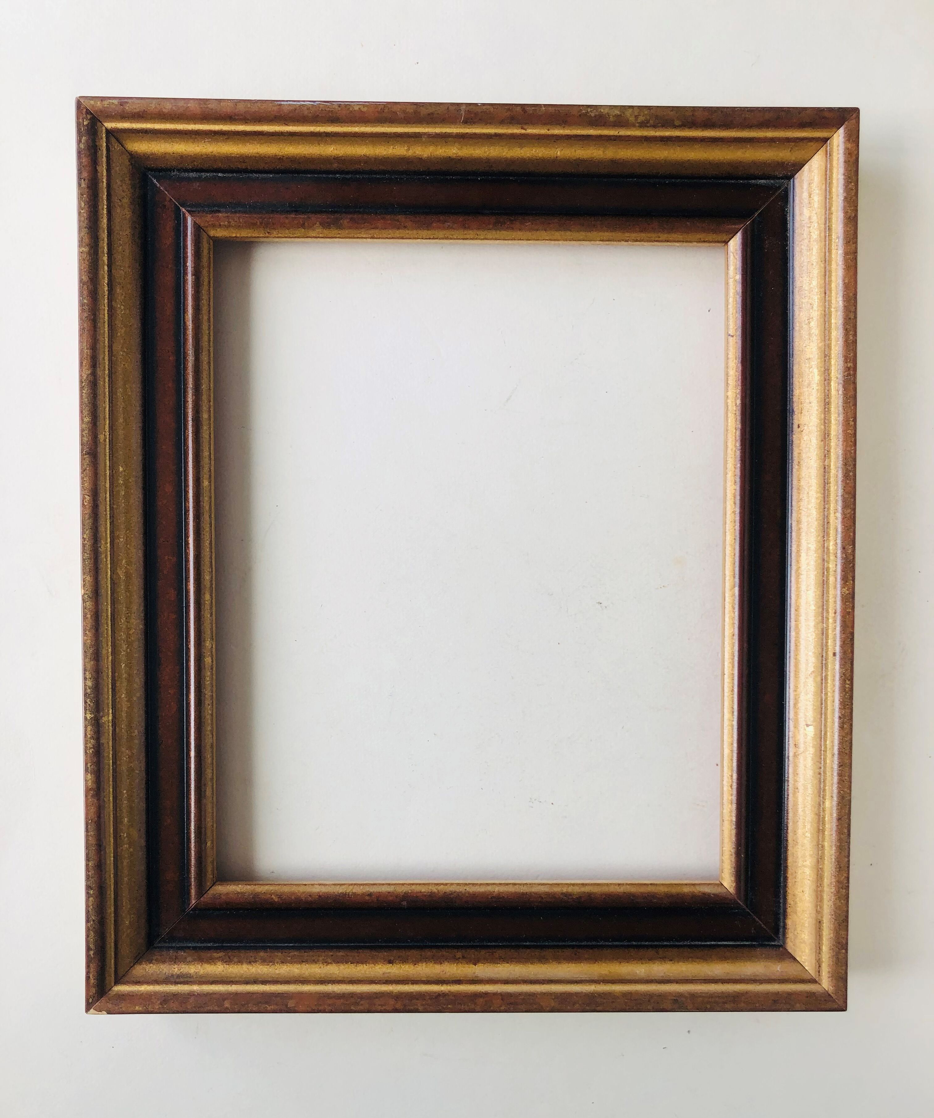 Gilded wooden frame
