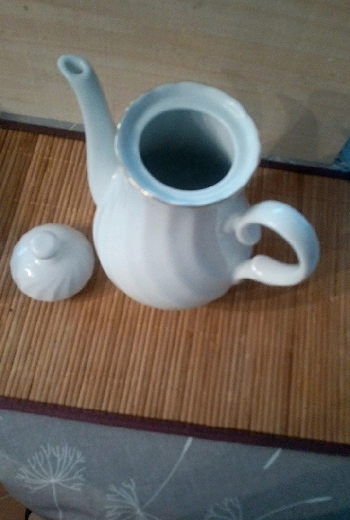 Bulgarian porcelain teapot