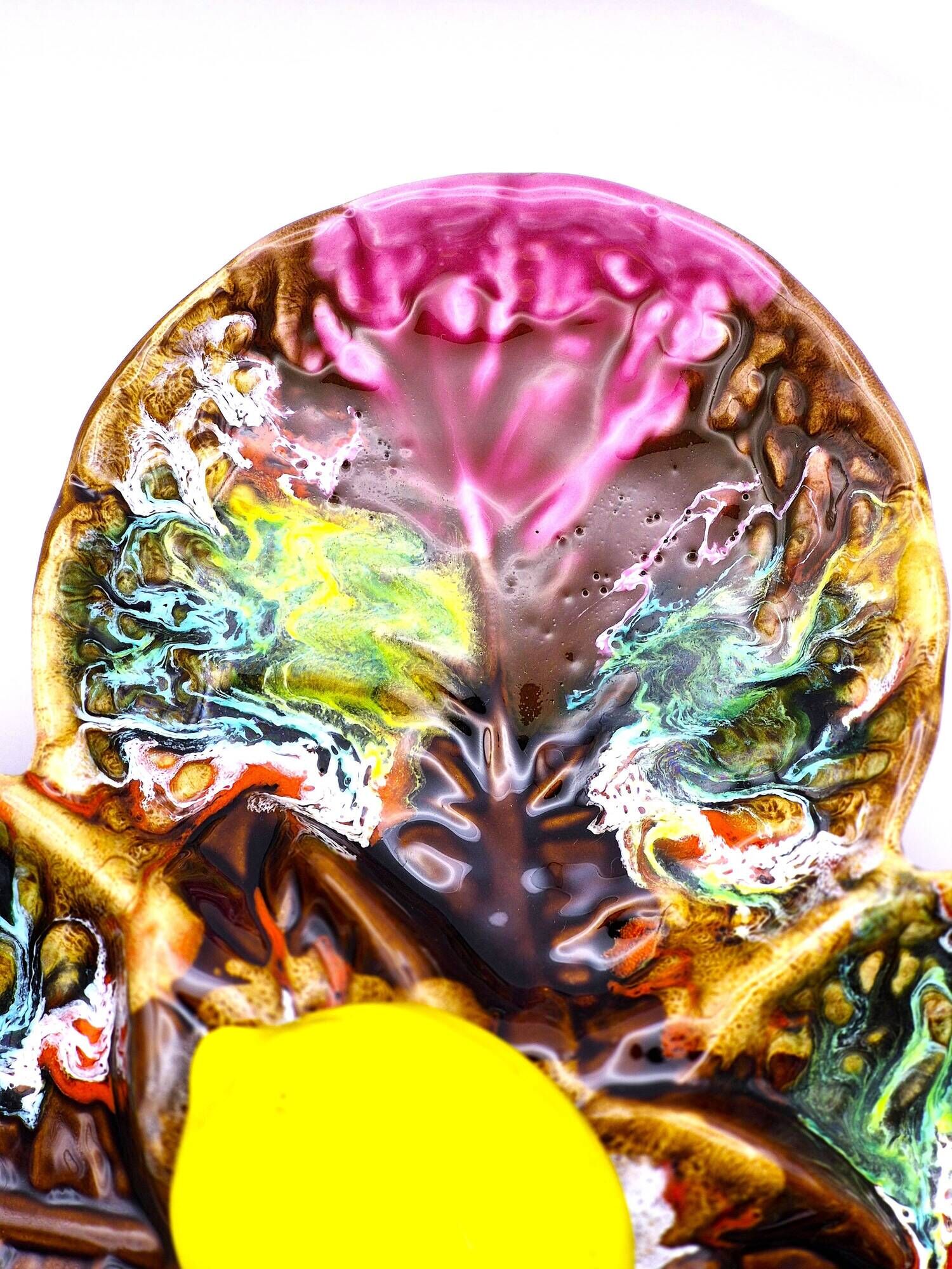 Vintage Vallauris A.M. plate – quadrilobed enamelled bowl with lemon – 50s