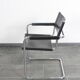 Chaise cantilever. de Matteo Grassi