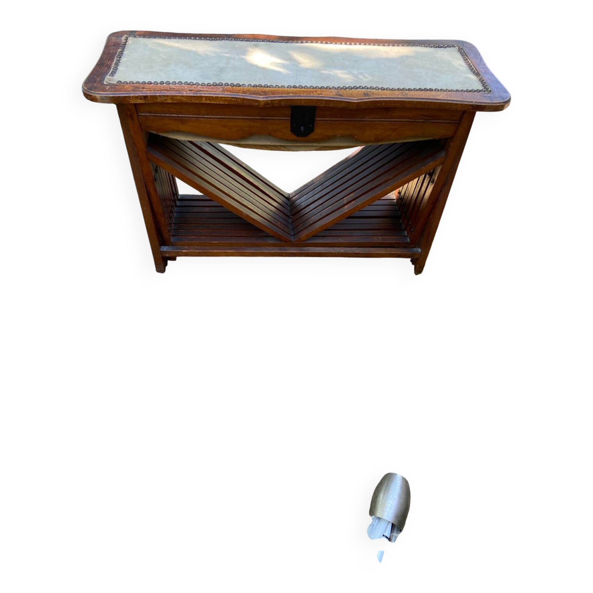 Folding bed that doubles as a bench from the 1930s