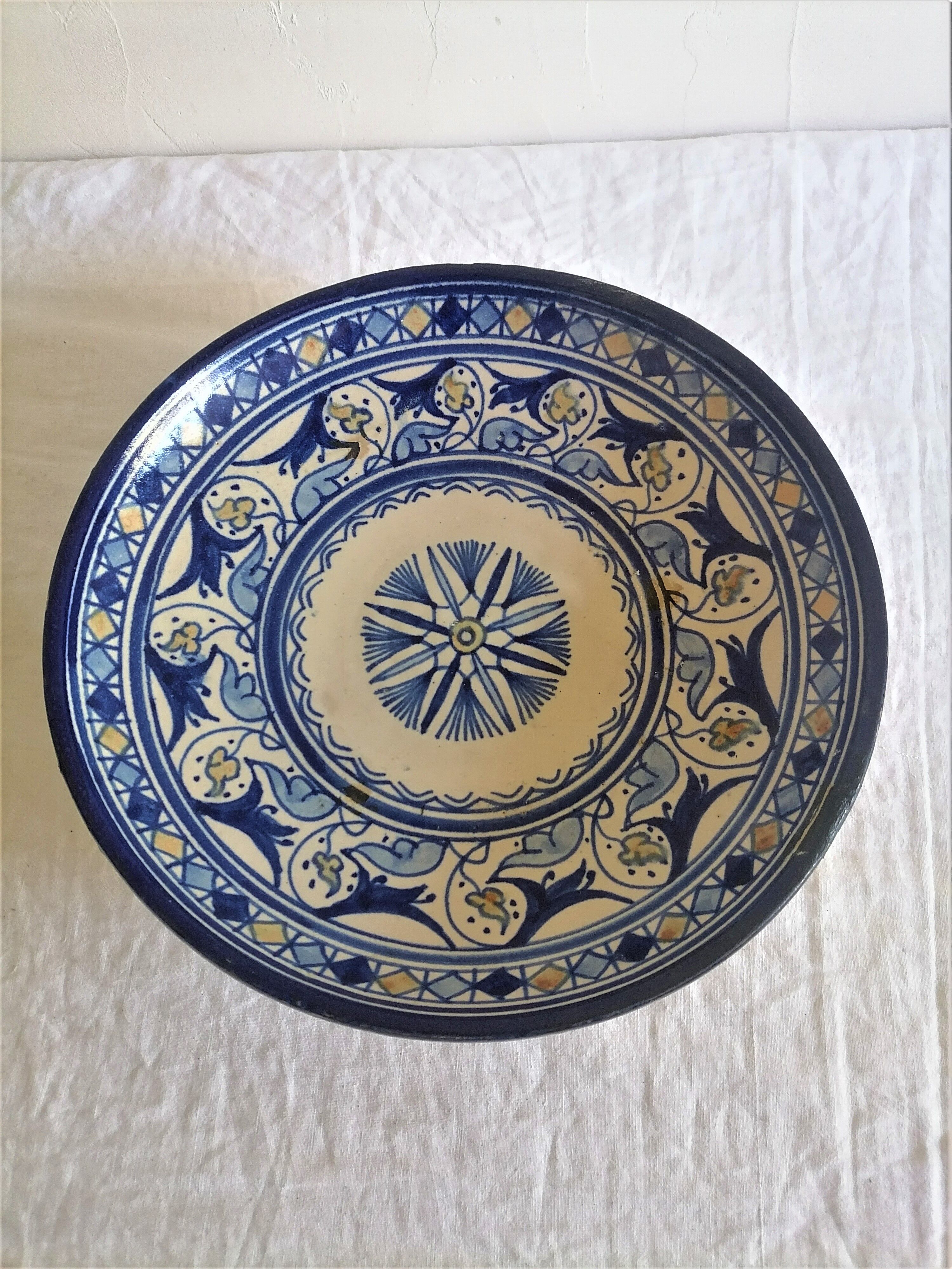 Ancien grand plat oriental en céramique, année 50