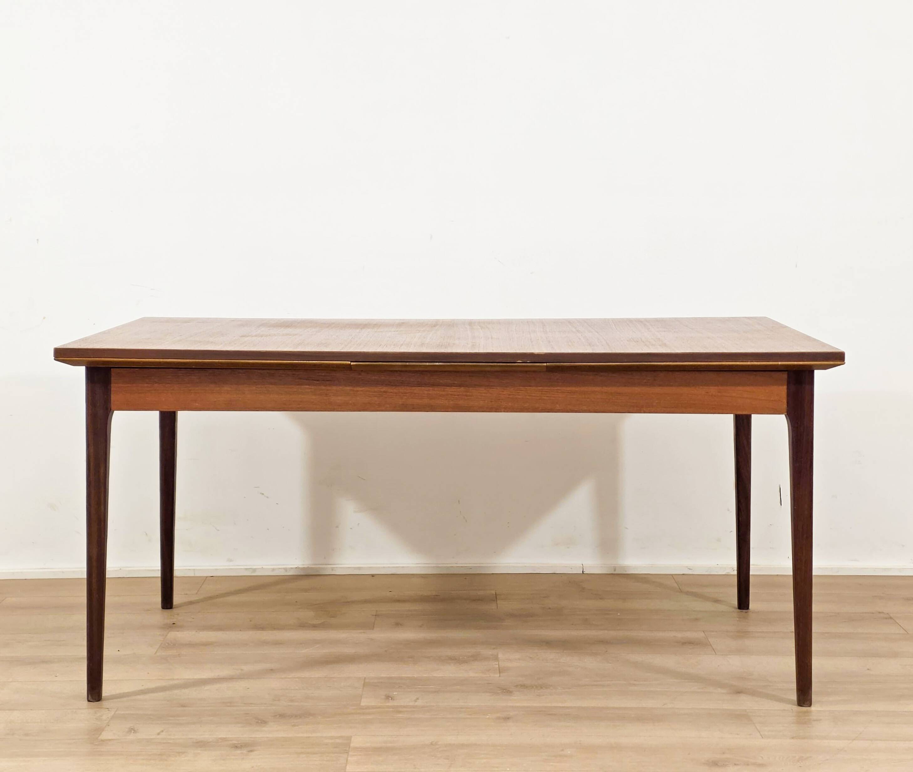 Scandinavian Lübke extendable dining table in teak – 1960s