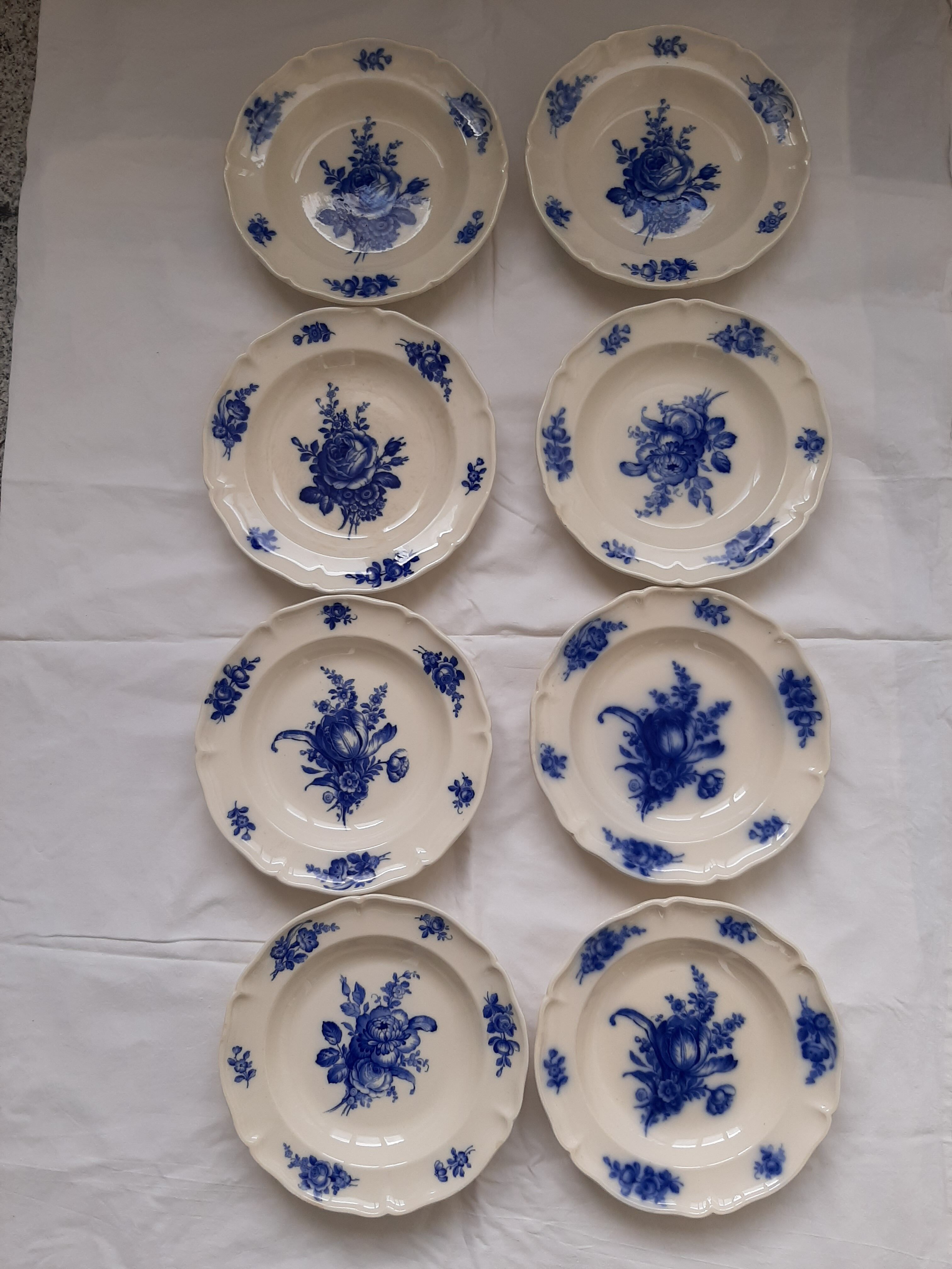 Old hollow plates VB blue flowers