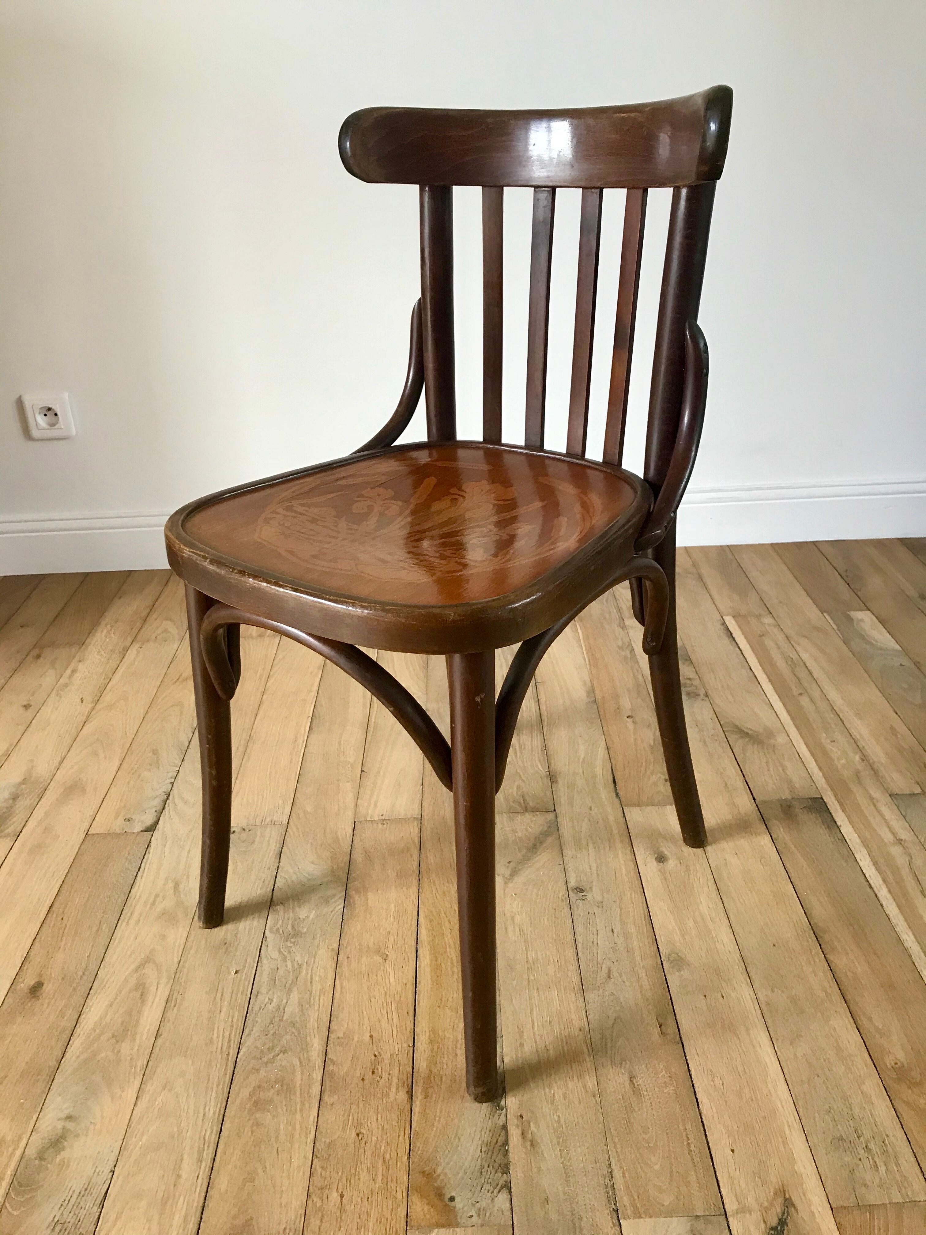 Curved wooden bistro chair 40s 50s