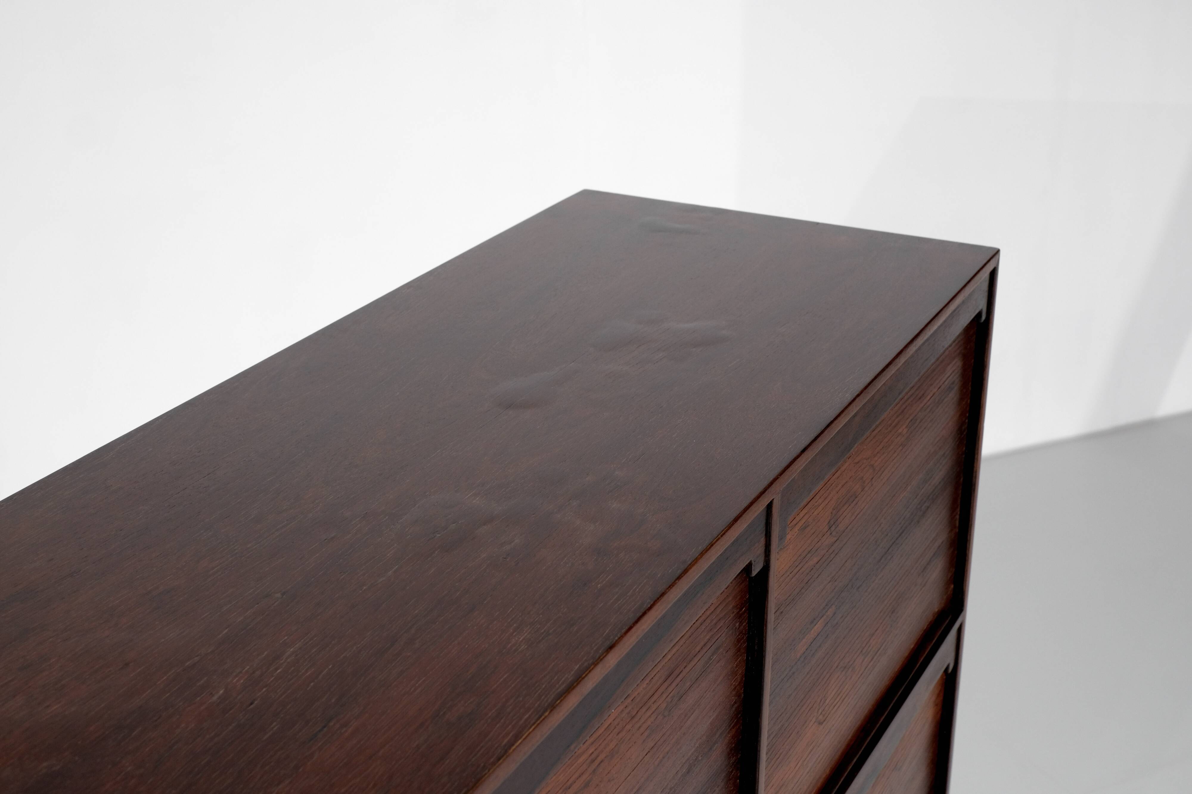Buffet modèle 504 conçu par Gianfranco Frattini pour Bernini, Italie 1960s.