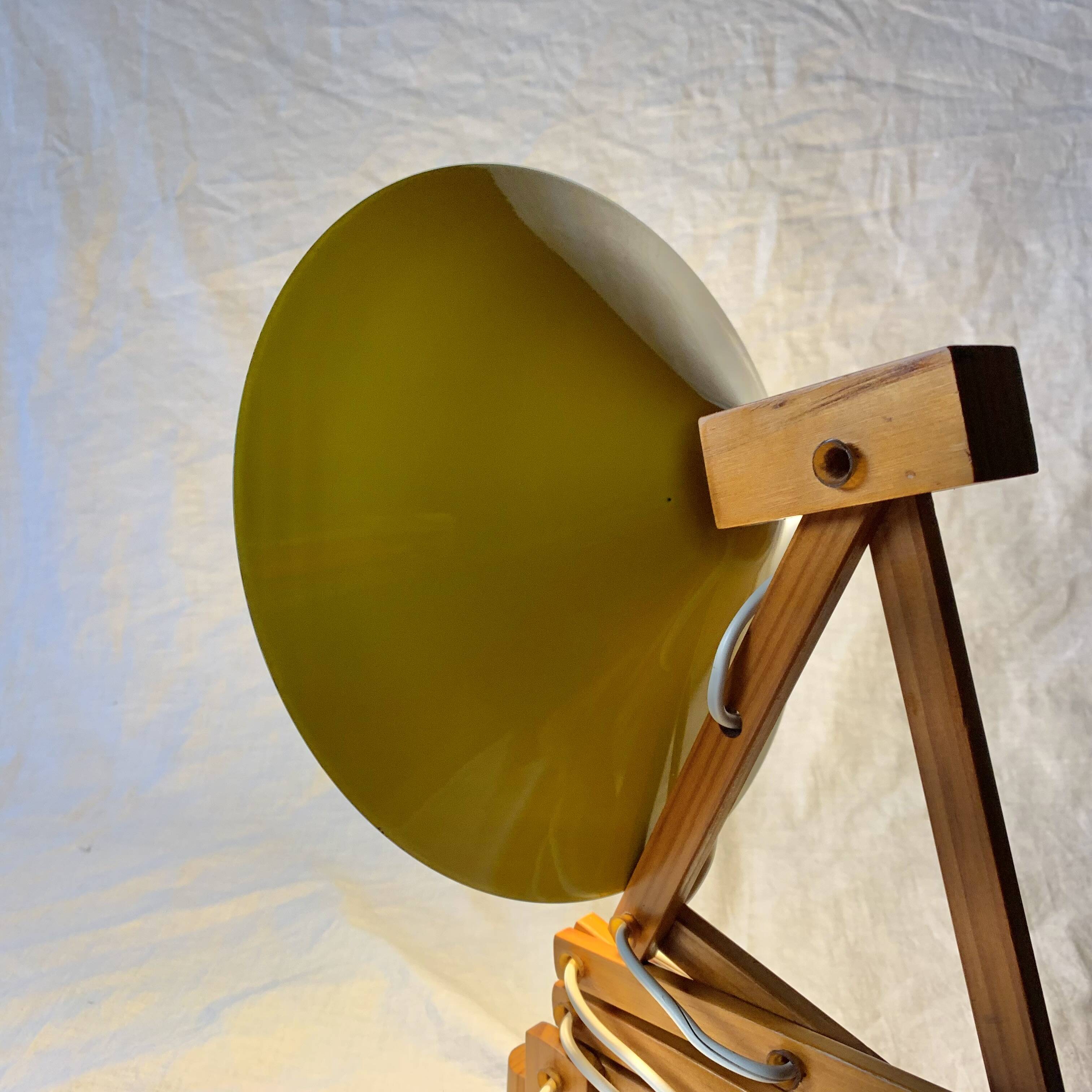 Lampe accordéon jaune vintage