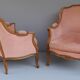 Ensemble de 3 larges bergères de style Louis XV en bois naturel