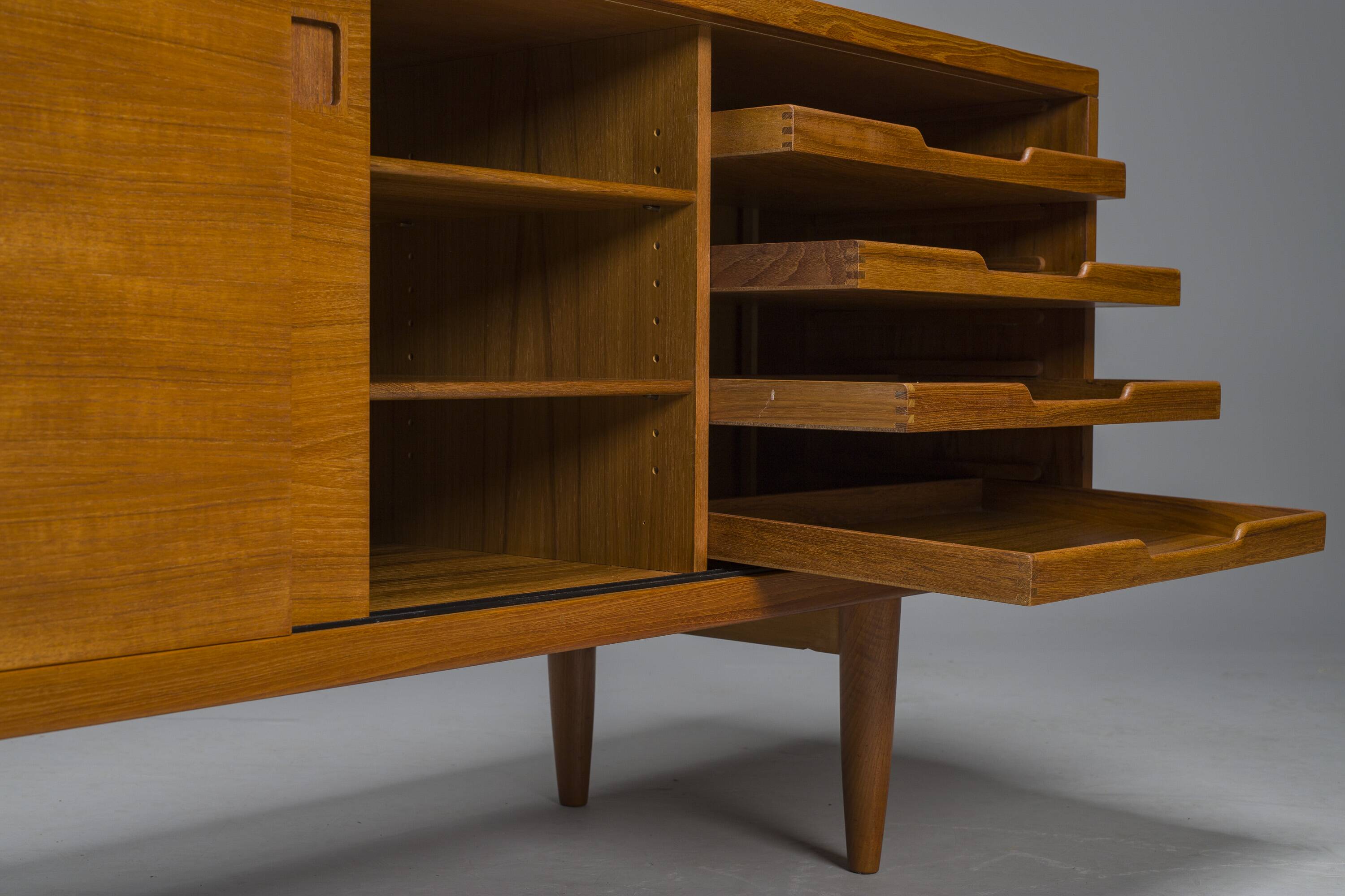 Vintage Model No. 20 Sideboard by Niels O. Møller for JL Møllers, 1960s