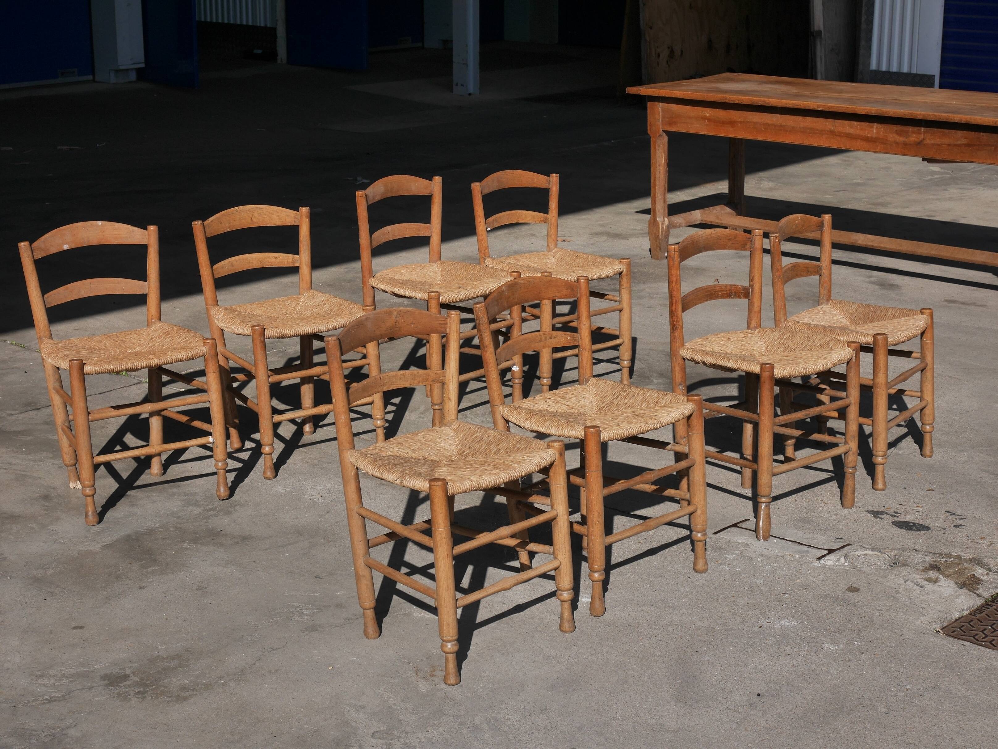 Set of 8 provencal chair mulched