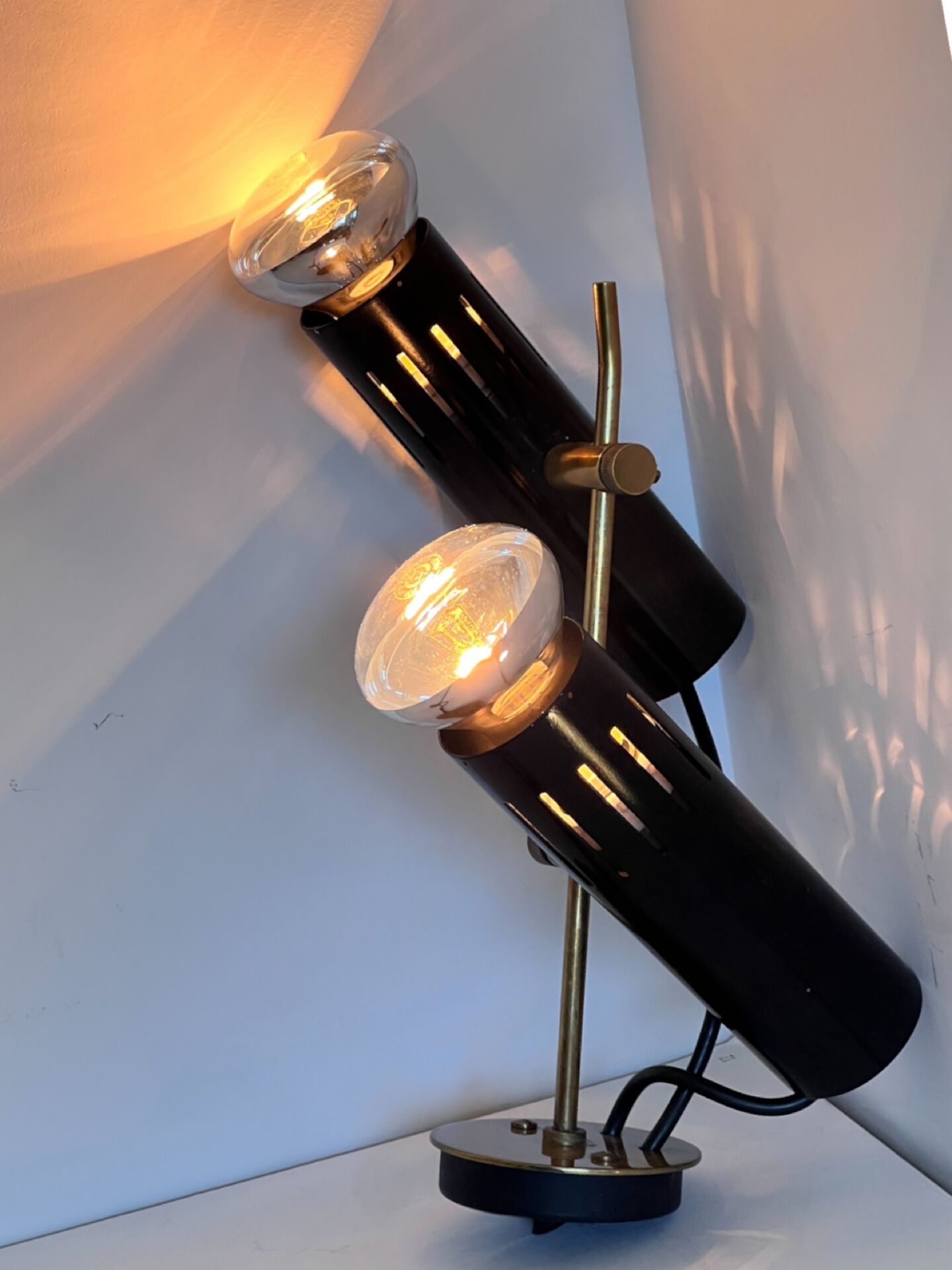 Wall lamp A5 by Alain Richard for Disderot (C. 1959)