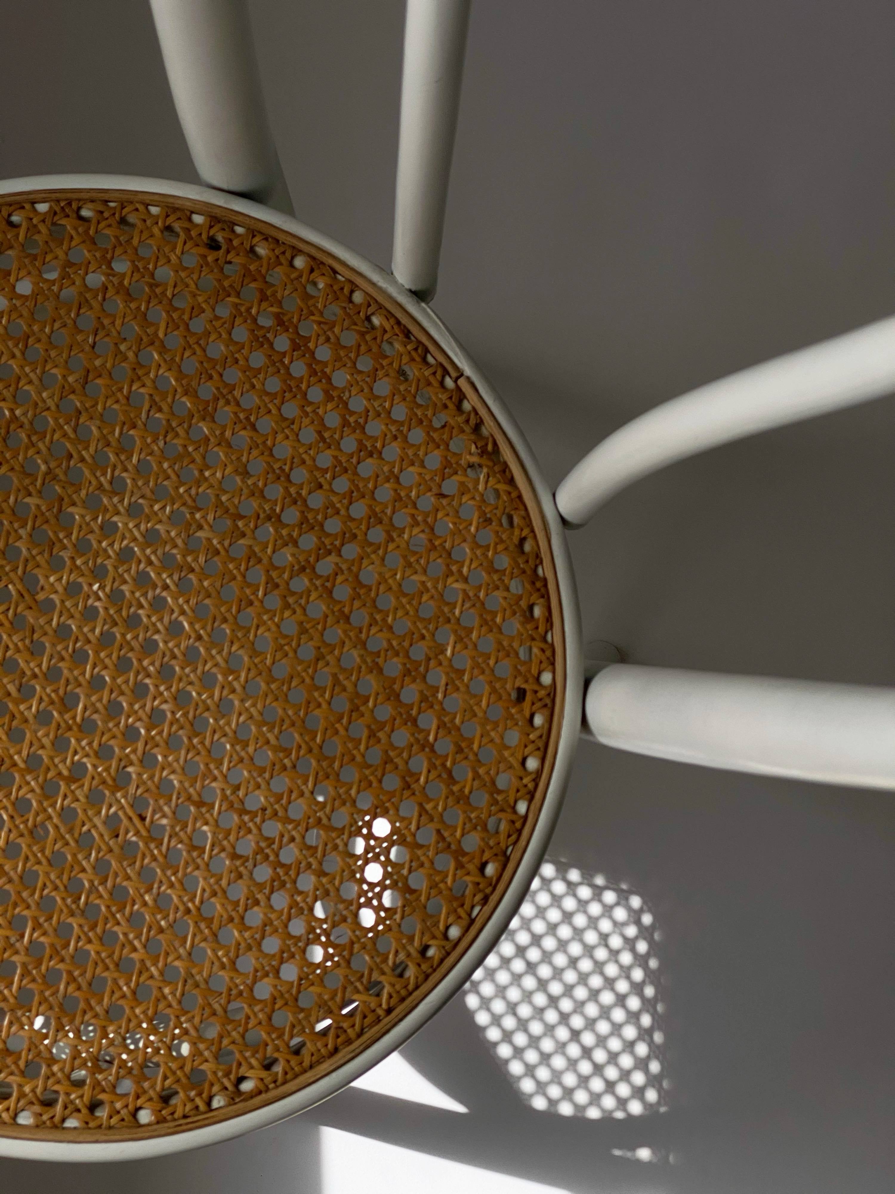 Canning bistro chair