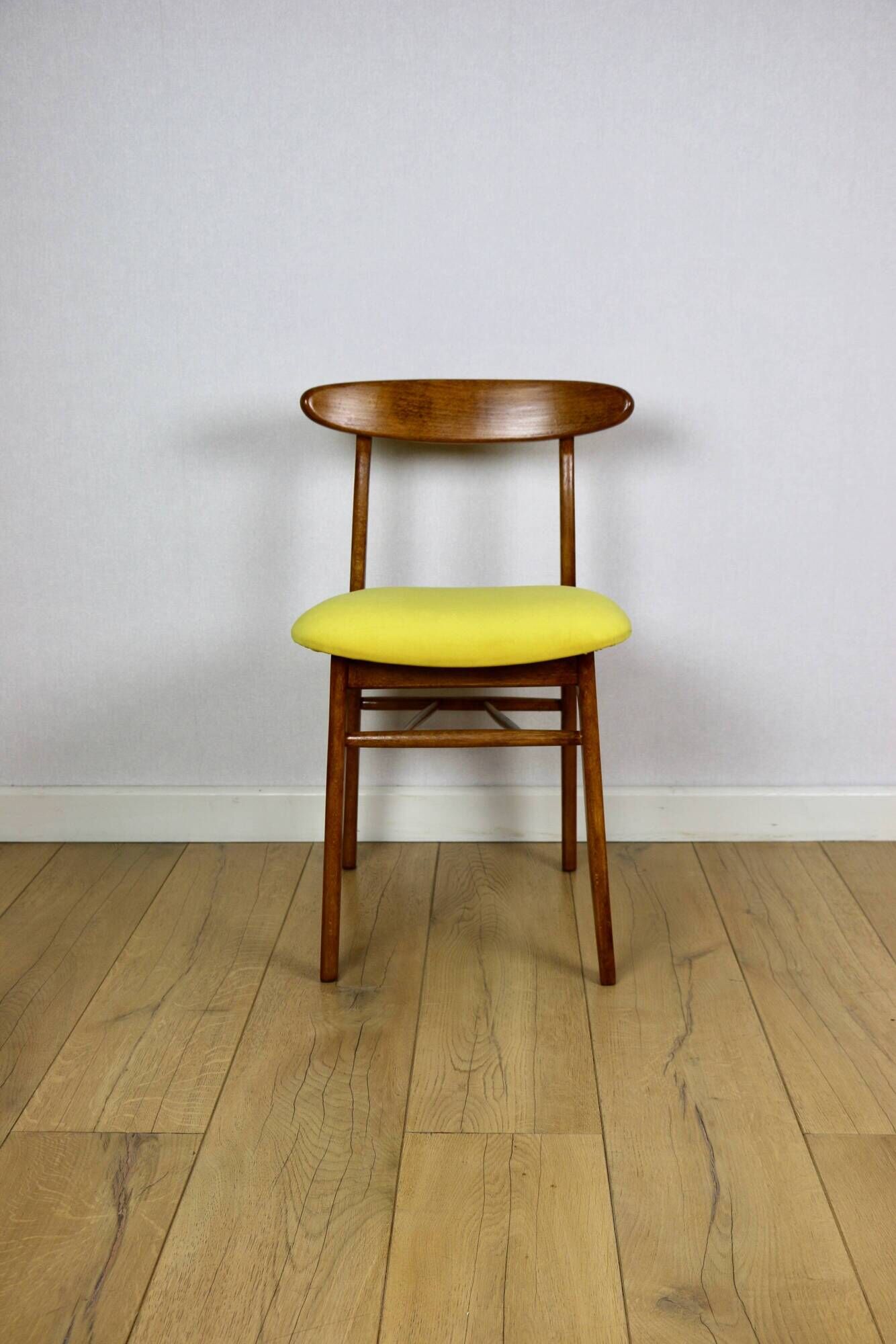 Hałas vintage chair yellow vintage - set of 4