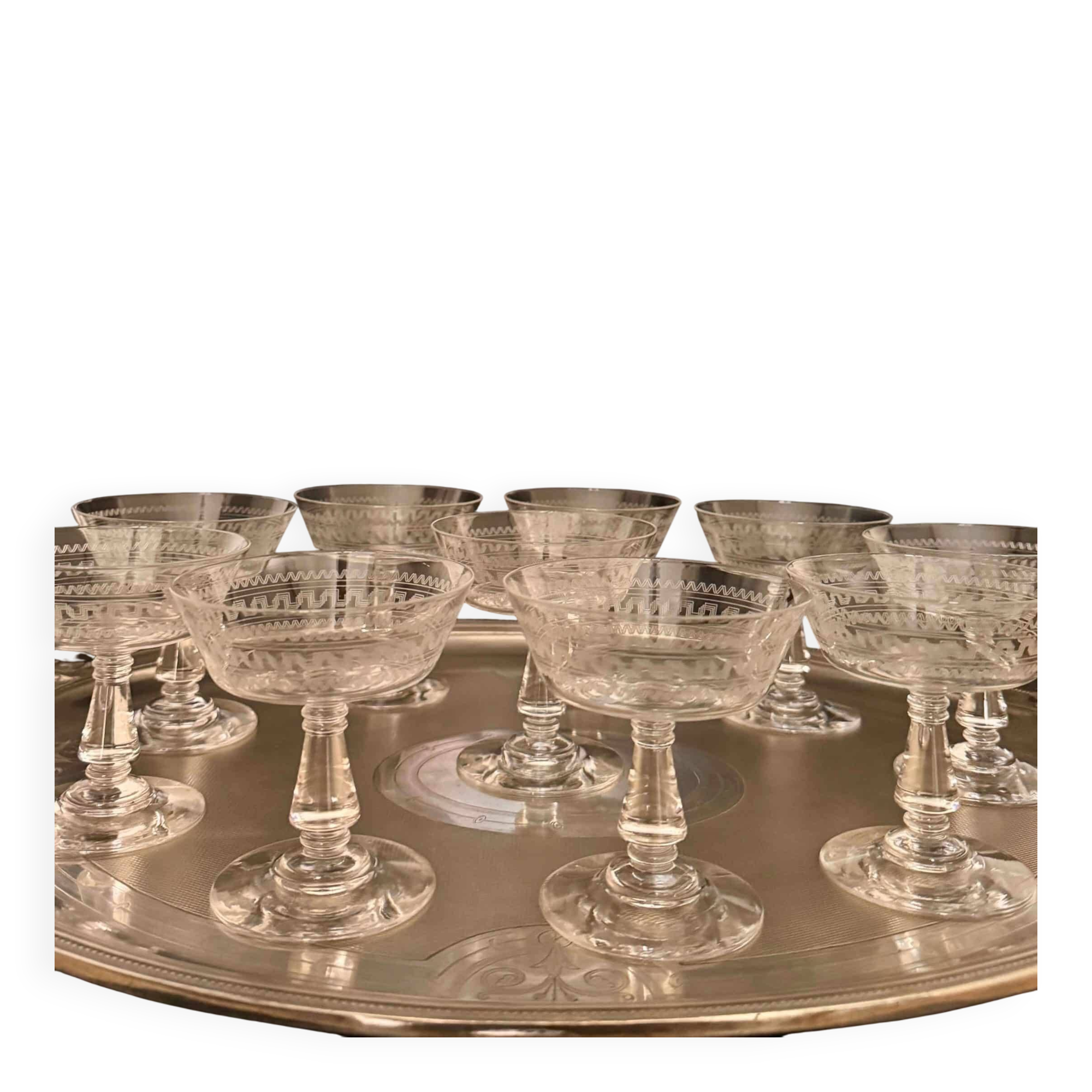 Baccarat, set of 10 engraved crystal champagne glasses from 1900.
