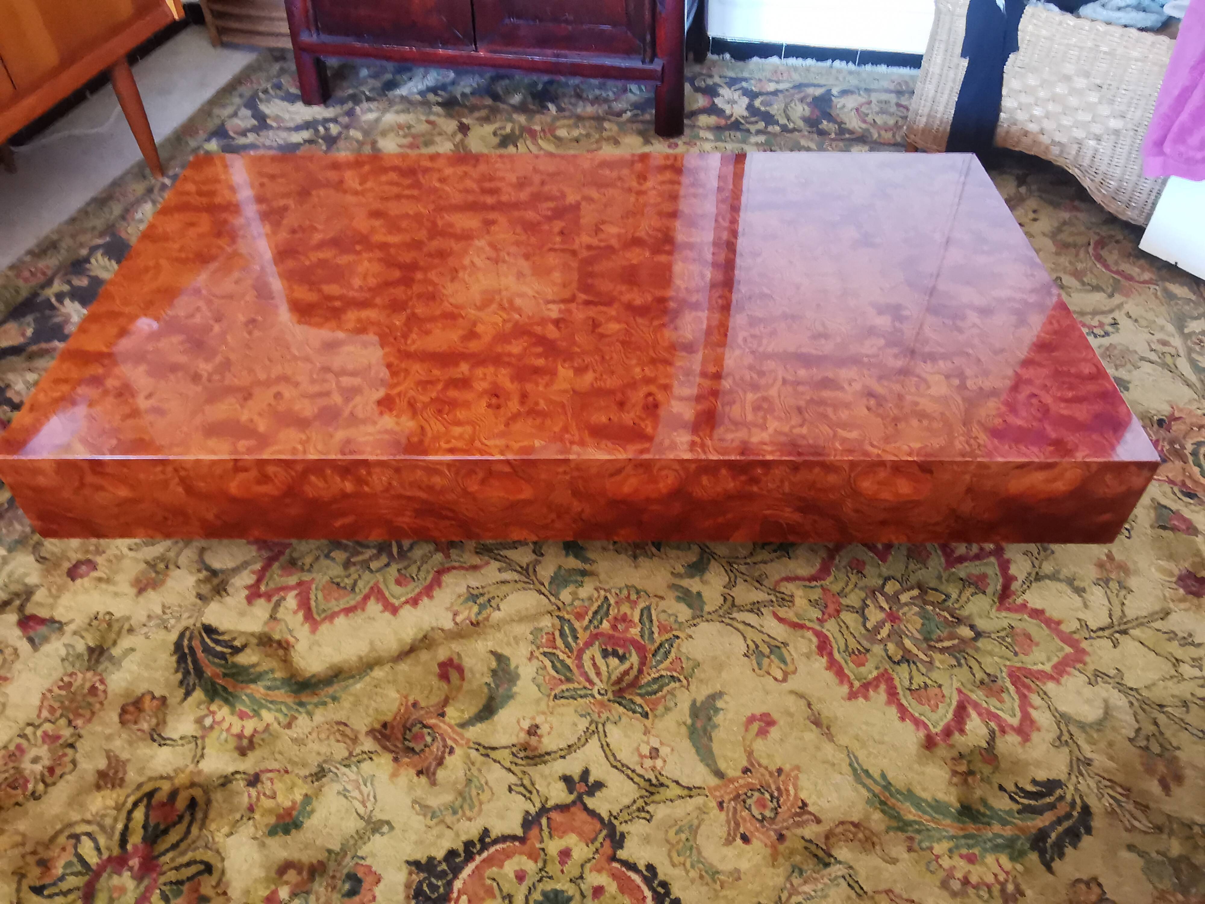 Gold magnifying glass coffee table 70