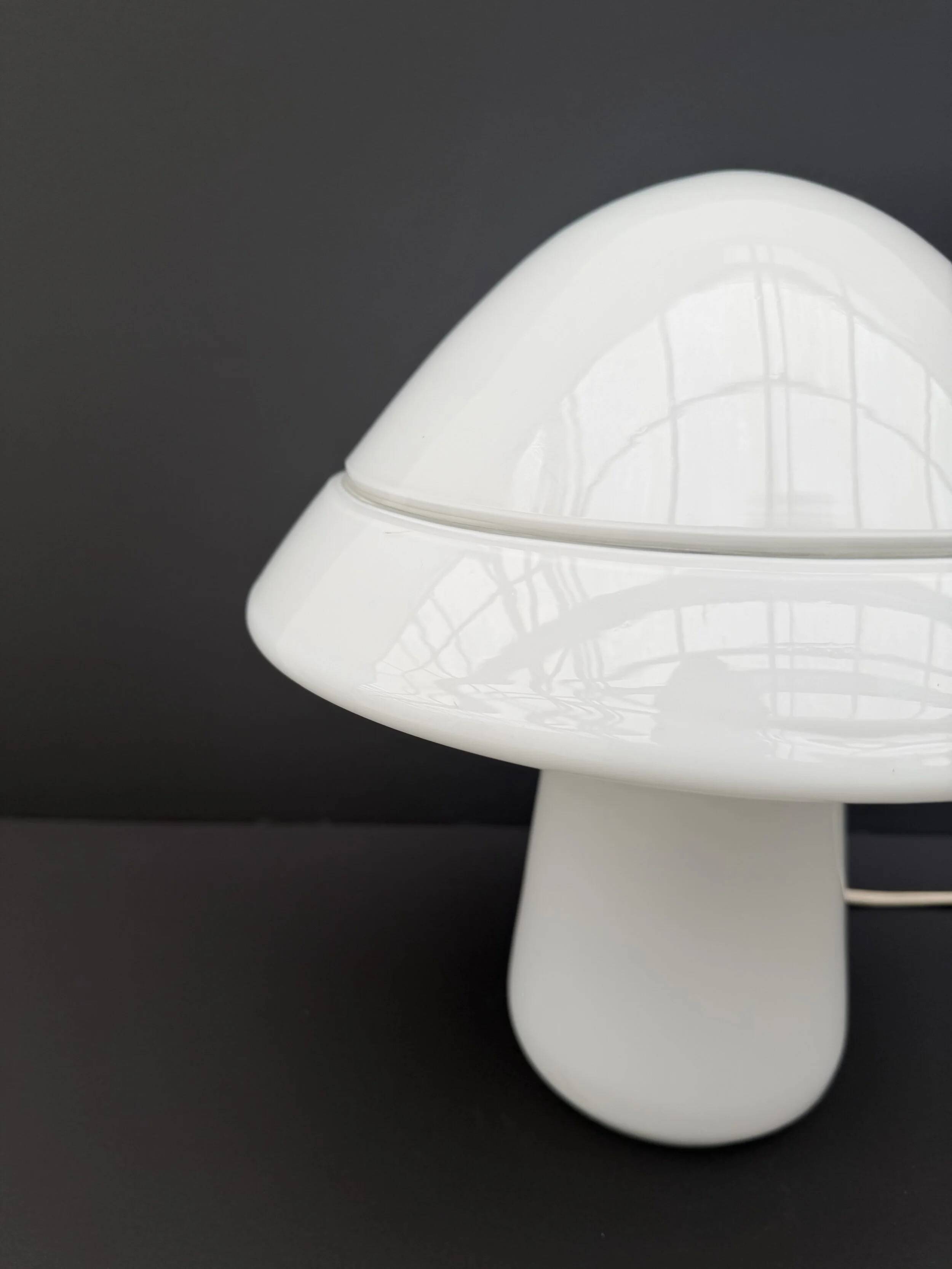 Mushroom lamp by RES MURANO in opaline, Italy 1960