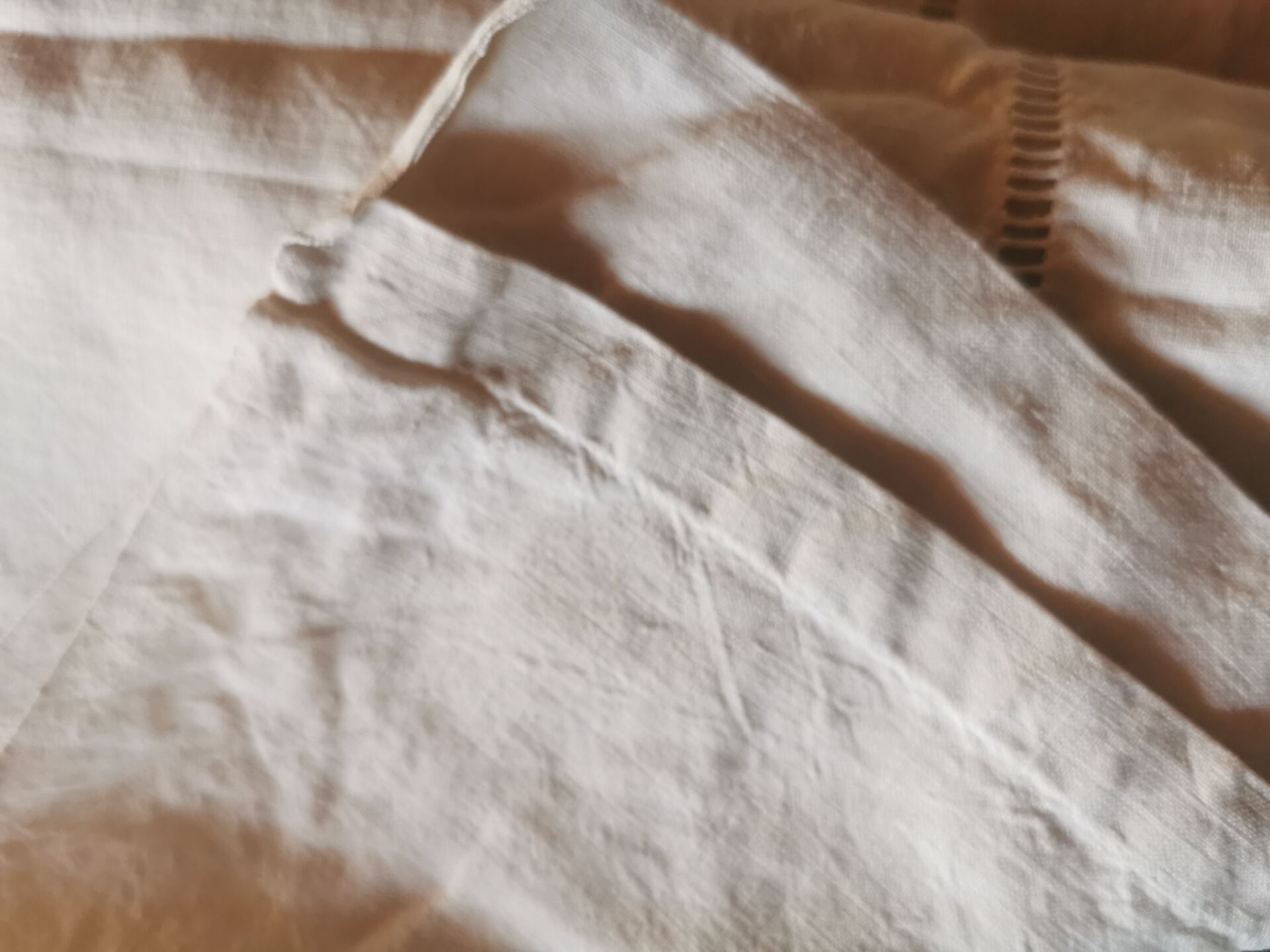 Drap ancien en lin monogrammé 3,40x2,20 m