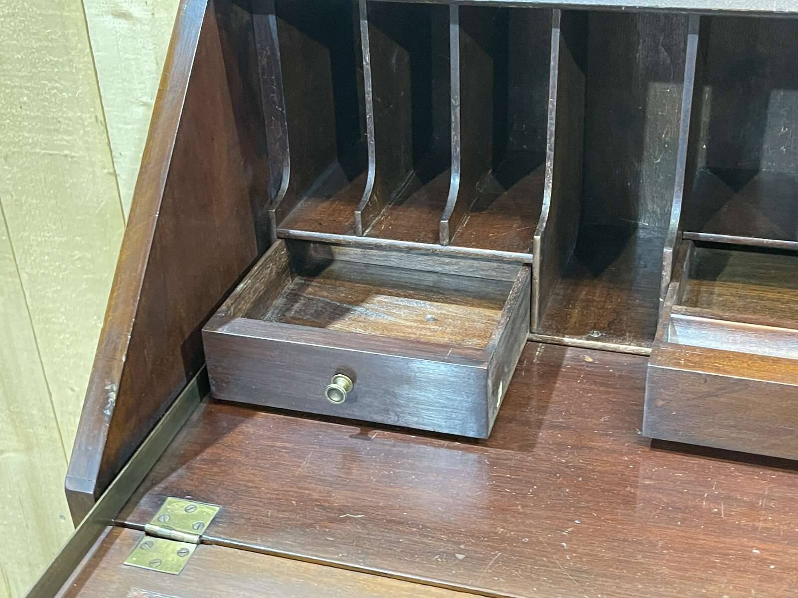 1930s mahogany donkey desk in English.