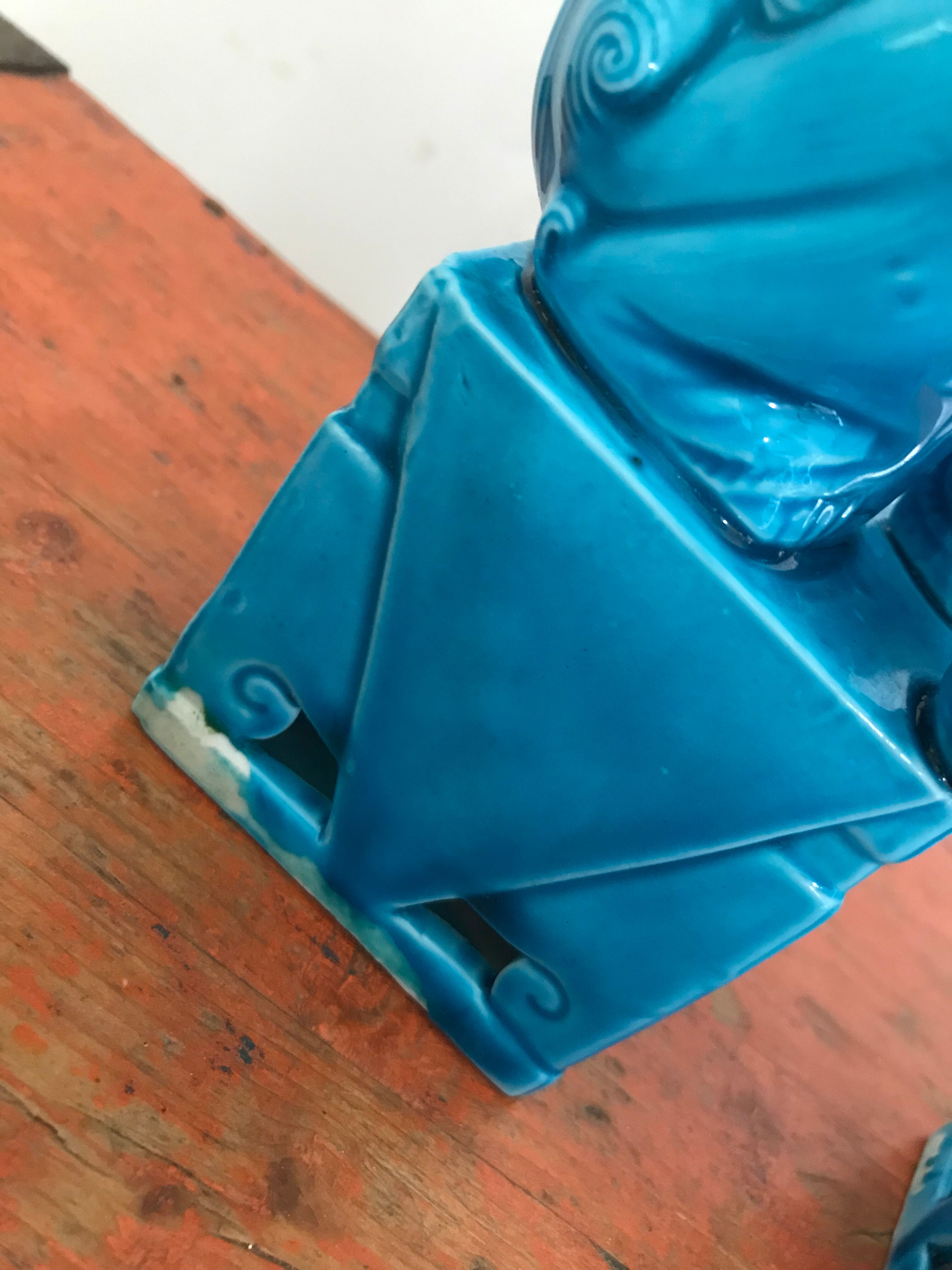 Pair of ancient Fô dogs.