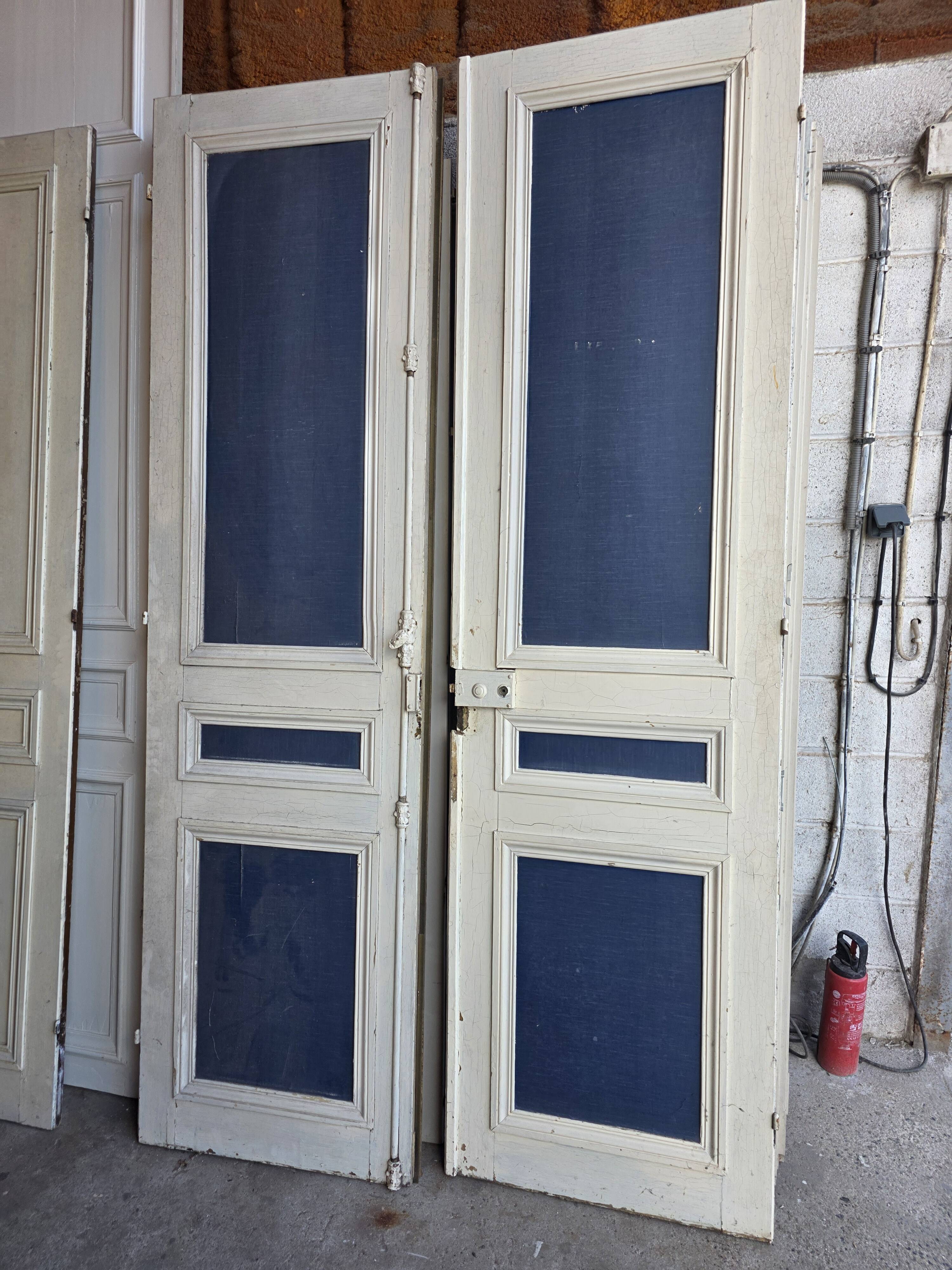 3 paires de portes de séparation du XIXème s.