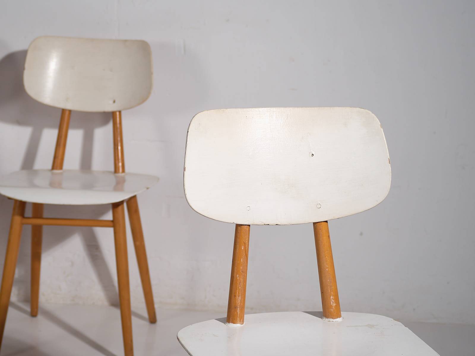 Vintage white chairs (circa 1960). 3-piece set #1