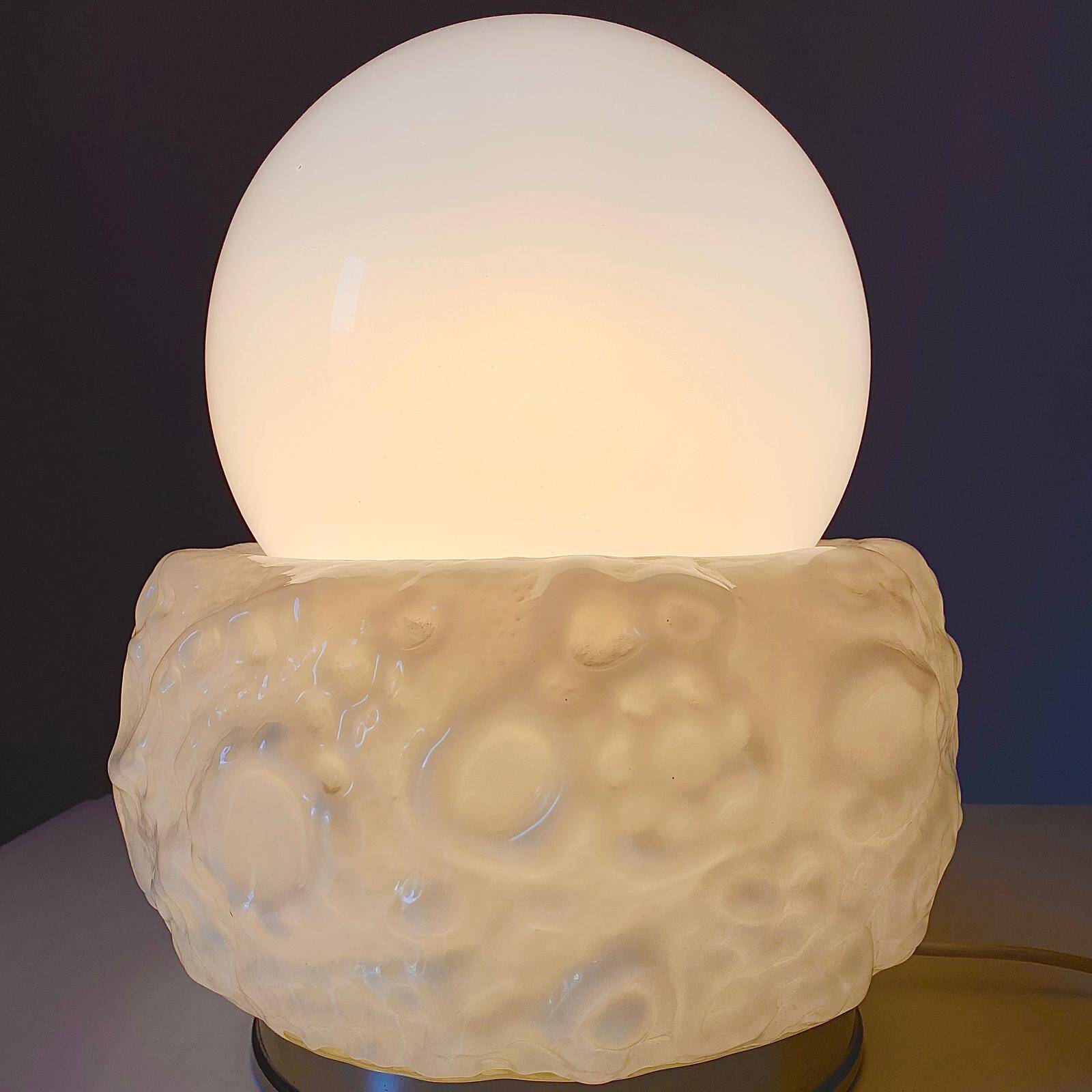 Lampe de table "Osso" Murano de l'ère spatiale, Italie 1970