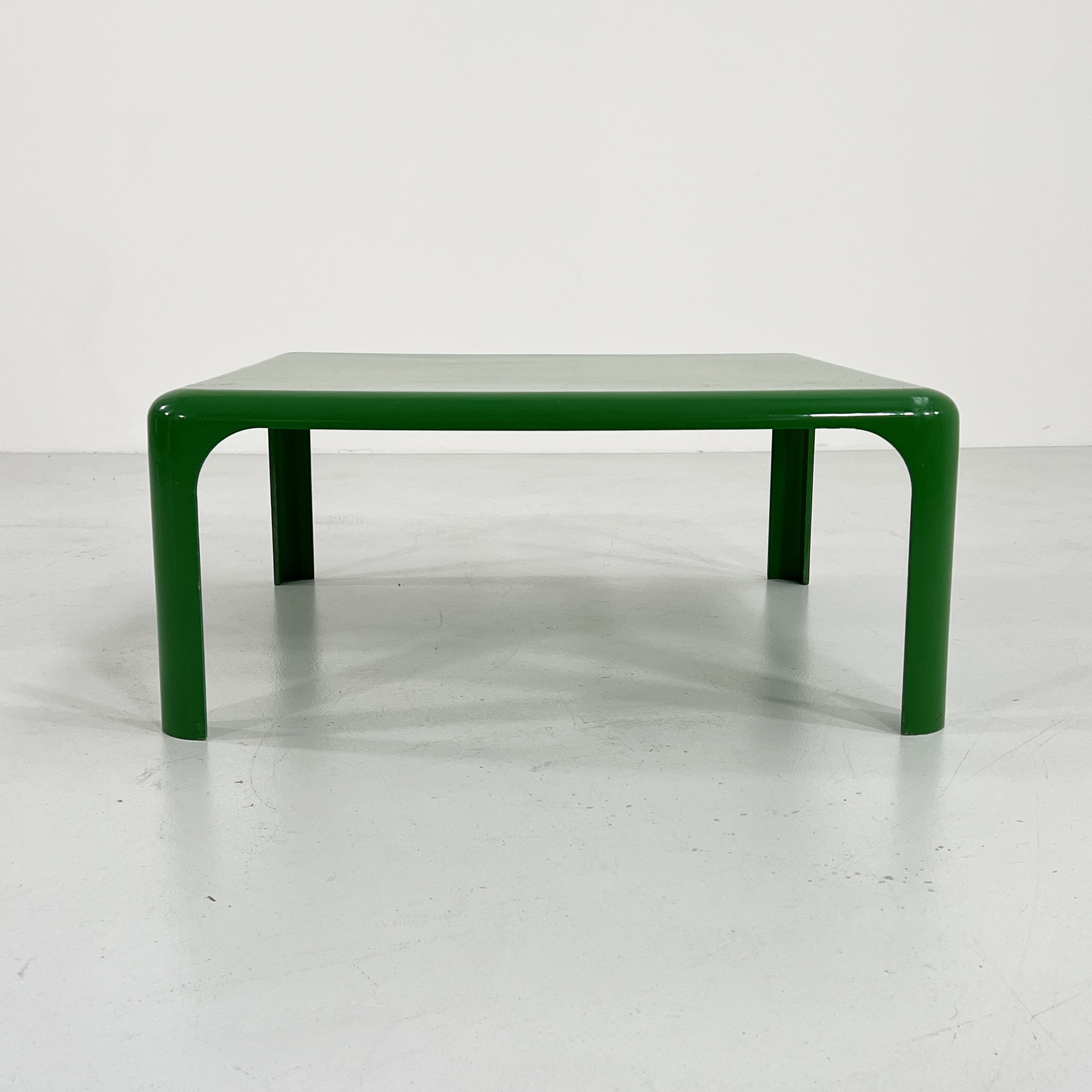 Green coffee table Demetrio 70 by Vico Magistretti for Artemide, 1960