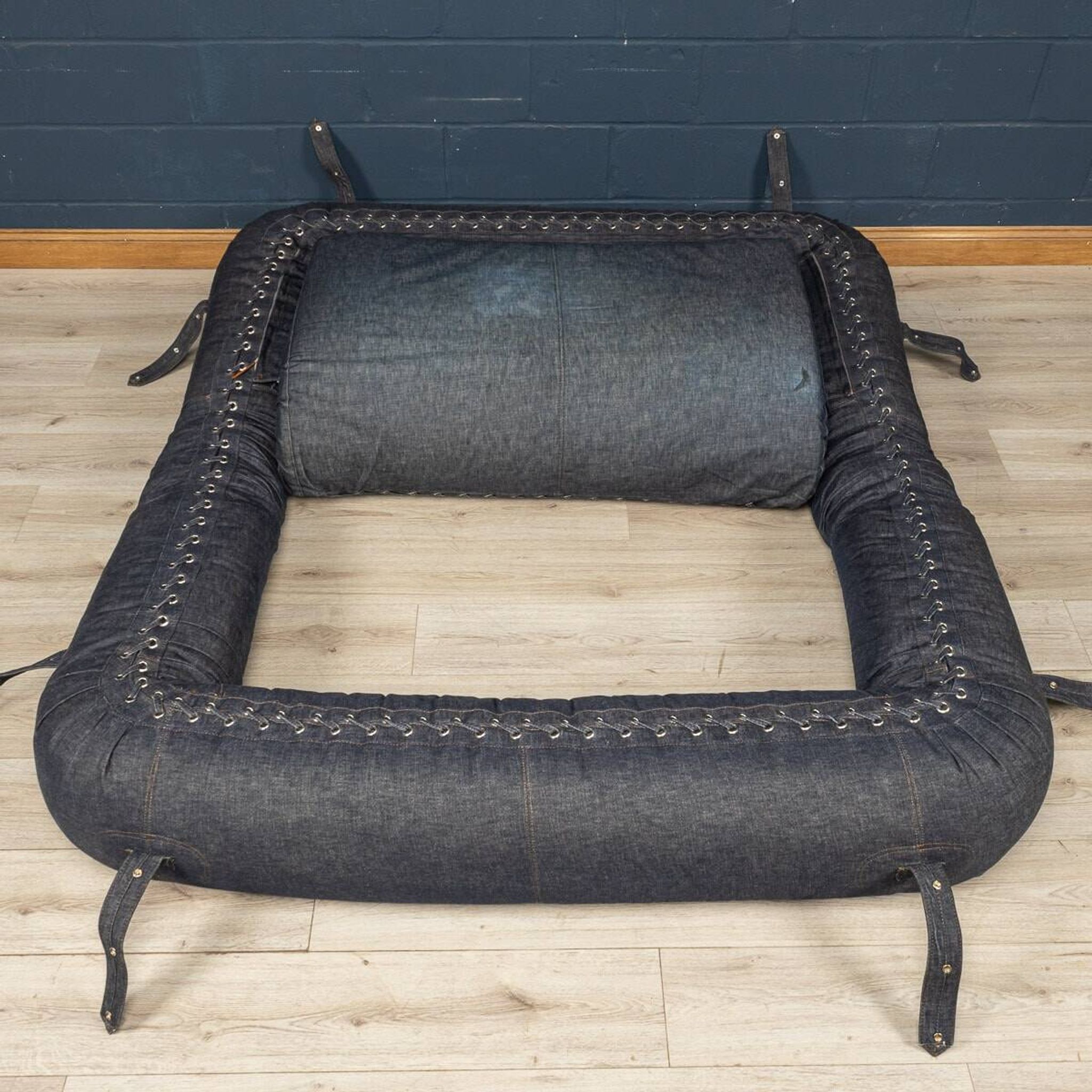 An italian "anfibio" sofa bed by alessandro becchi for giovannetti collezio