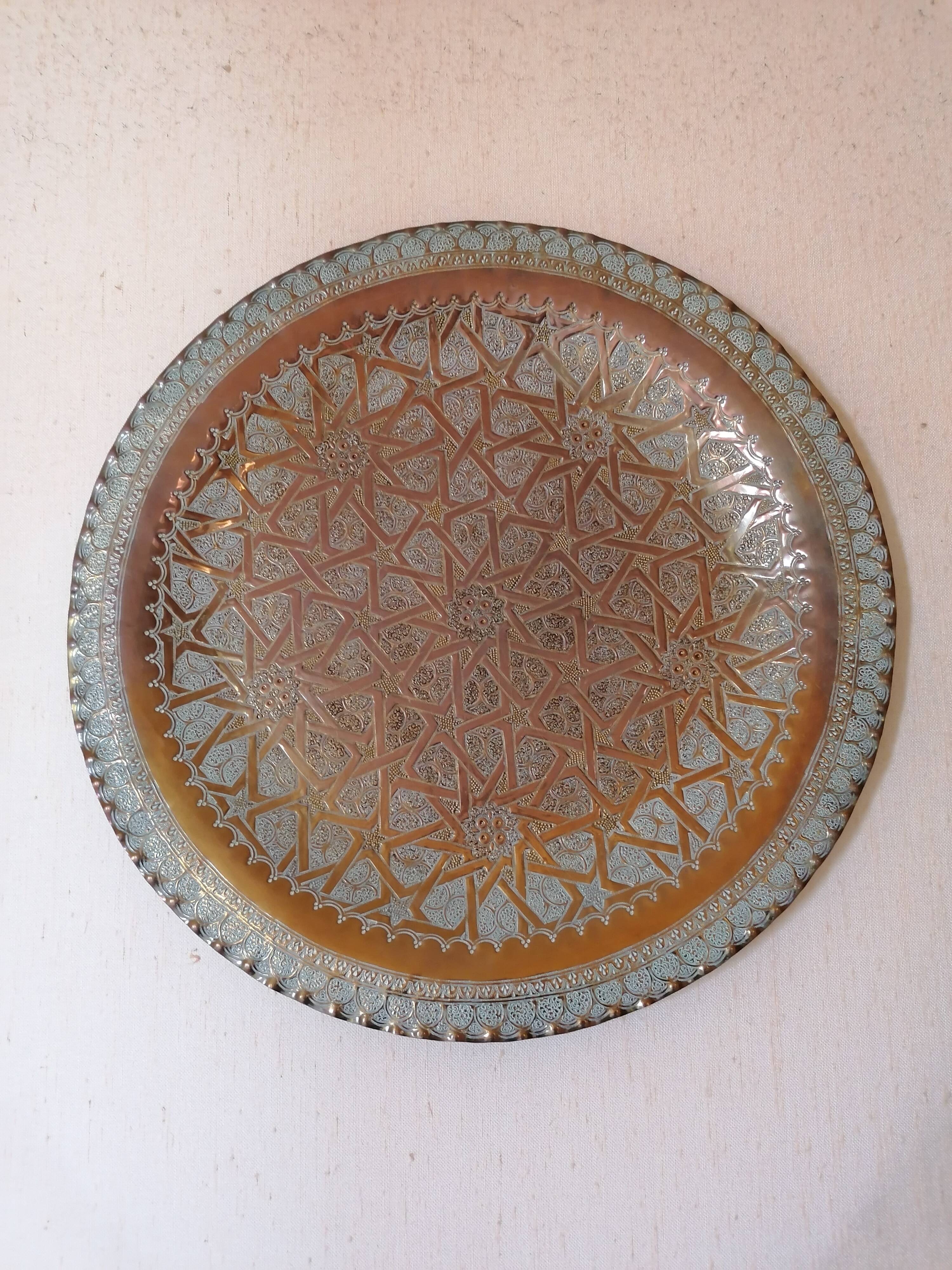 Vintage Moroccan tray in copper metal