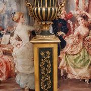 Very important decorative basin in carved and gilded wood, resting on its matching pedestal.