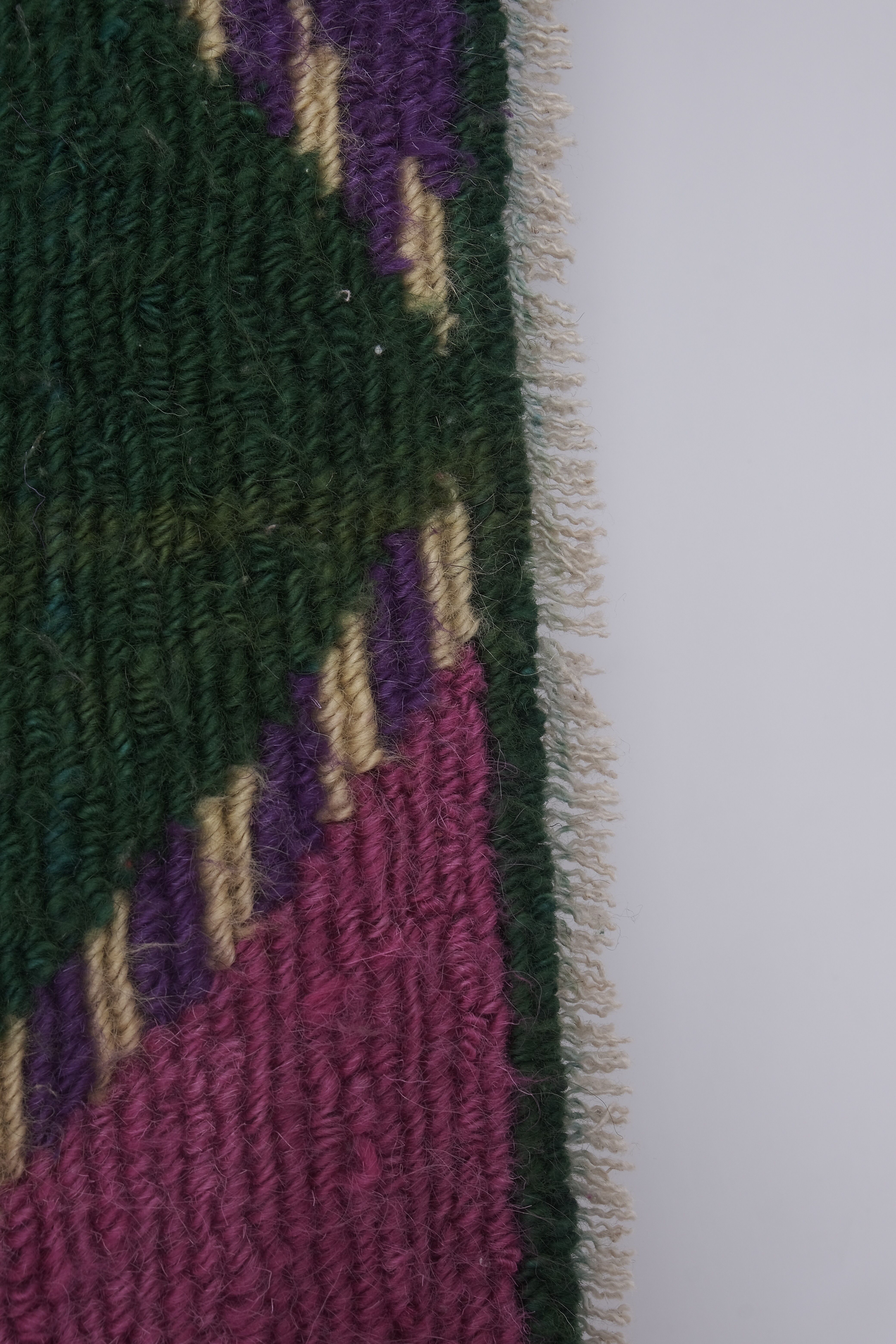 Vintage Turkish rug from Oushak, hand-woven 105x148 cm