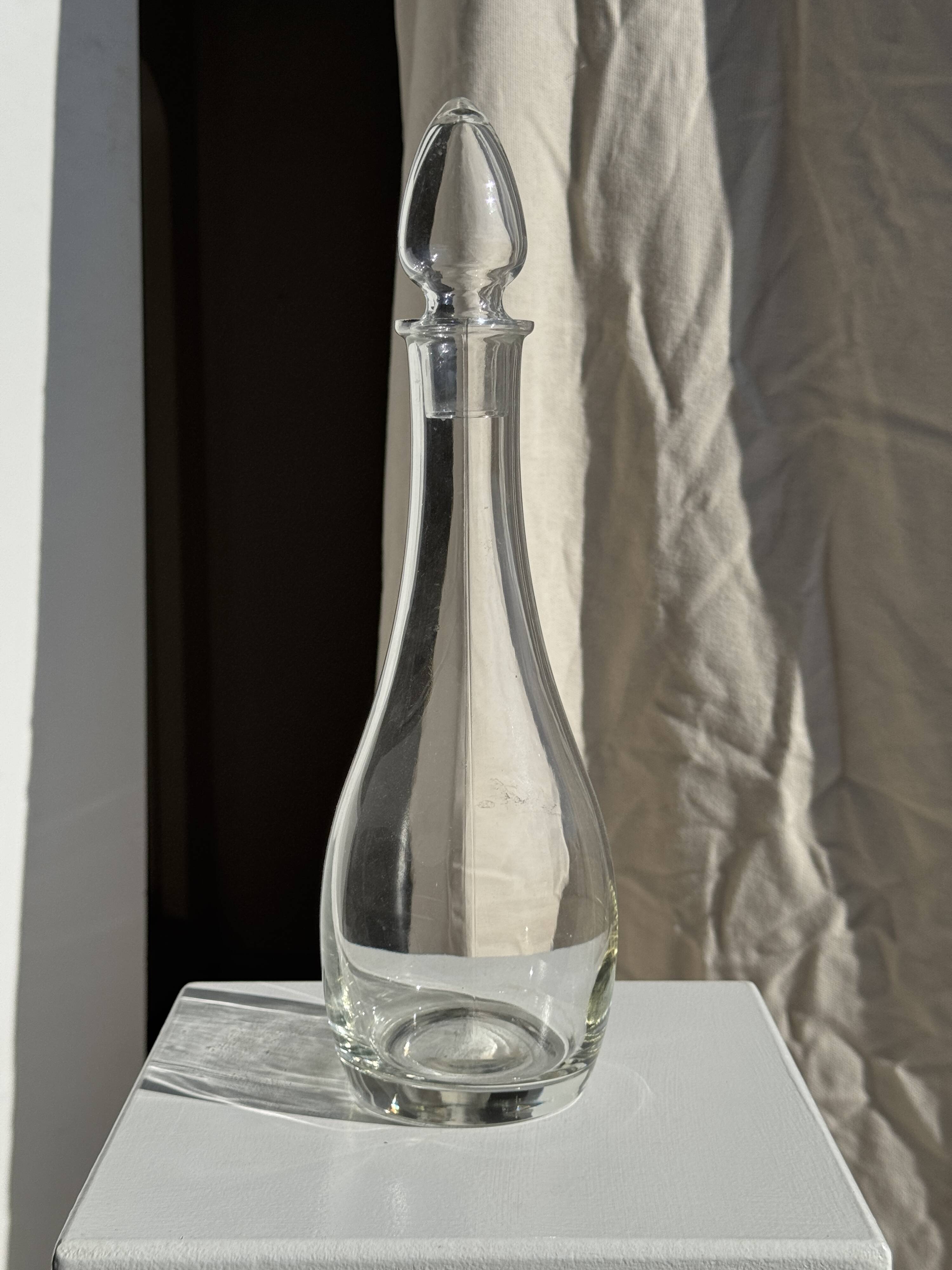 Glass carafe with stopper D11 H35.5