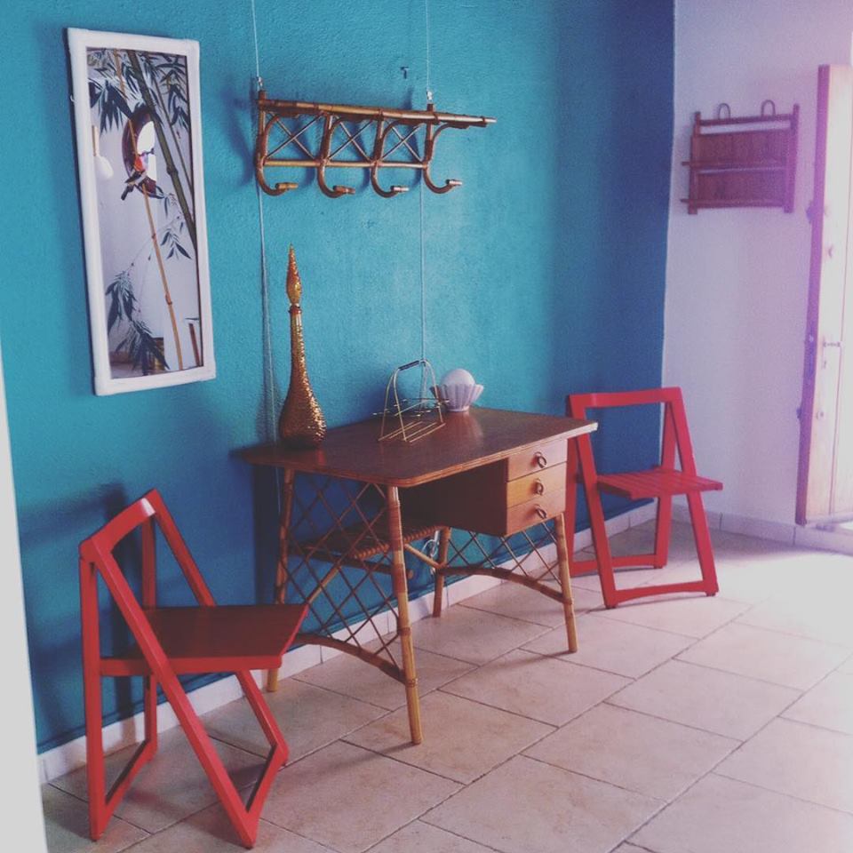 Office vintage rattan.