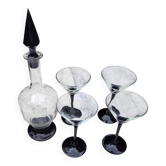 4 verres à cocktail et carafe assortie