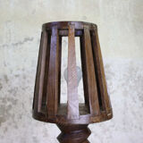 Press screw floor lamp
