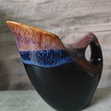 Freeform pitcher