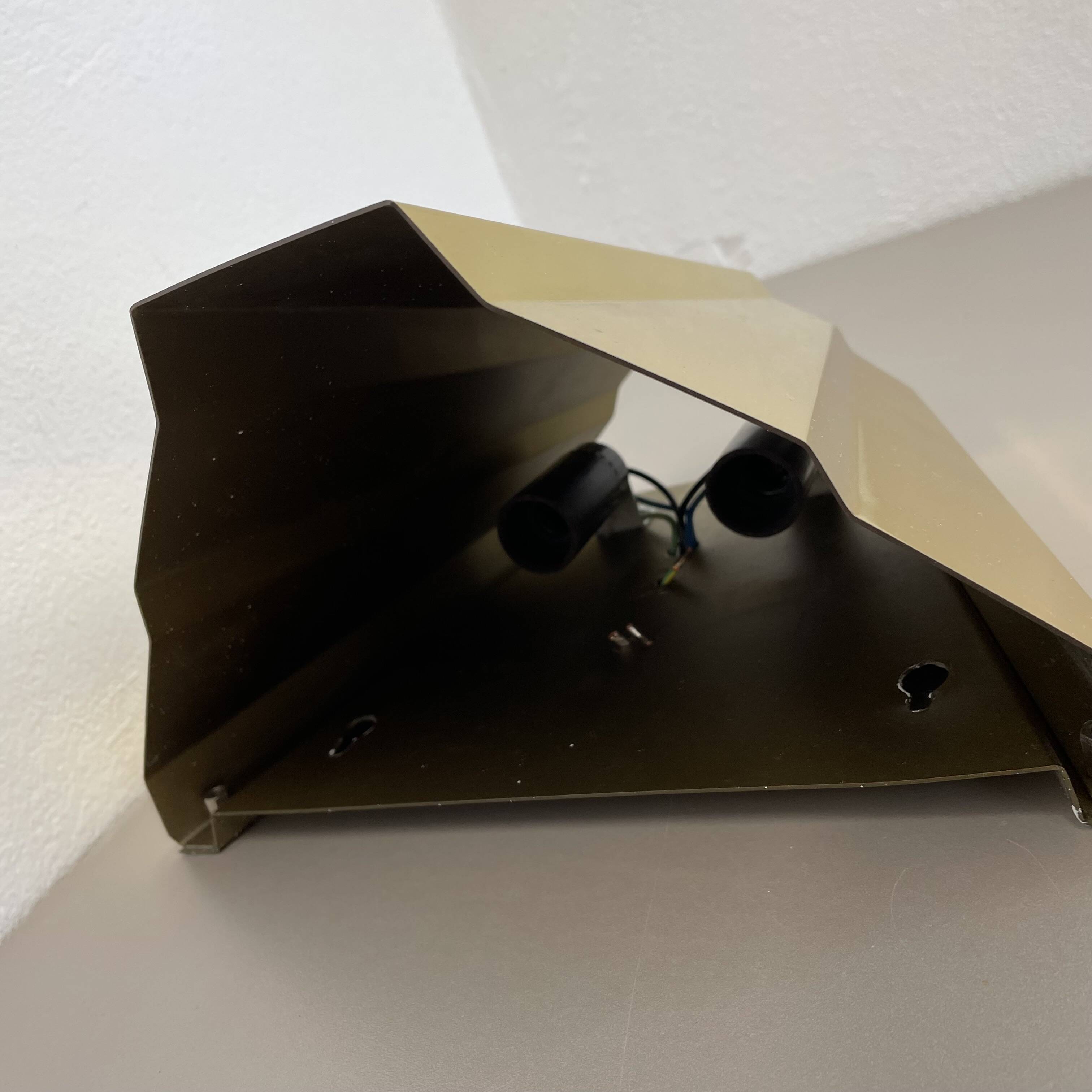 Rare set of 2 cubic solid brass wall light sconces by egoluce, italy 1980s