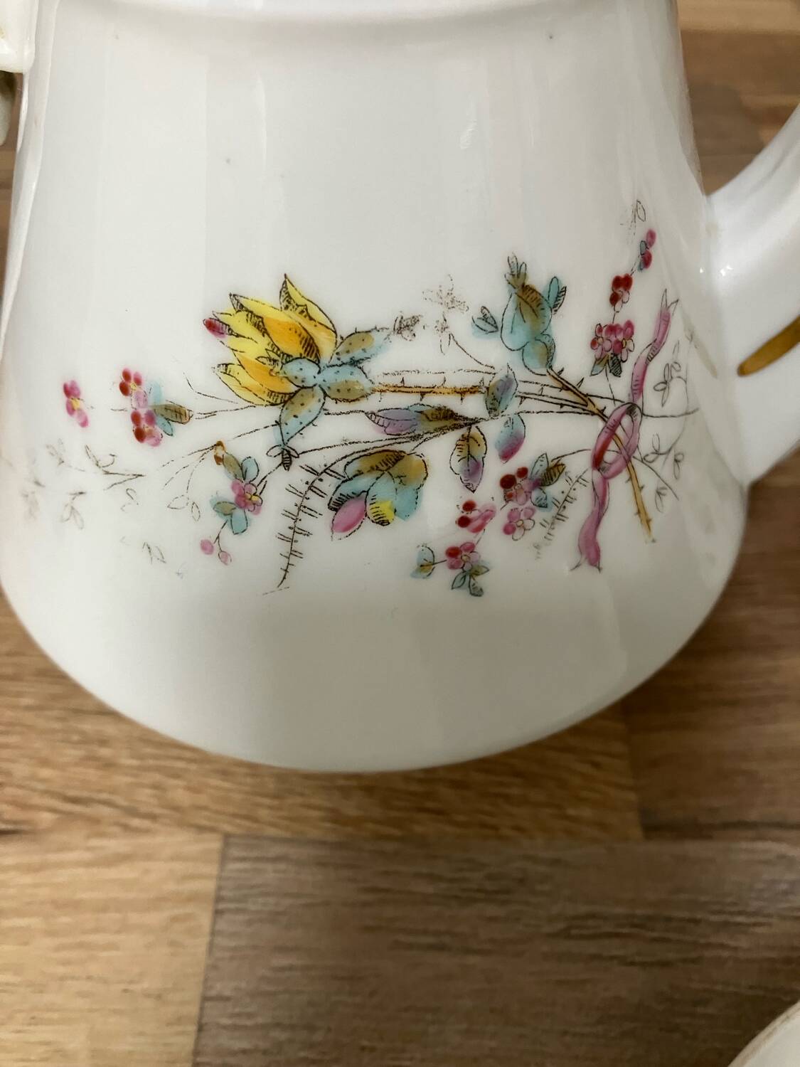 Vintage-Flowered tea/coffee service-To be completed