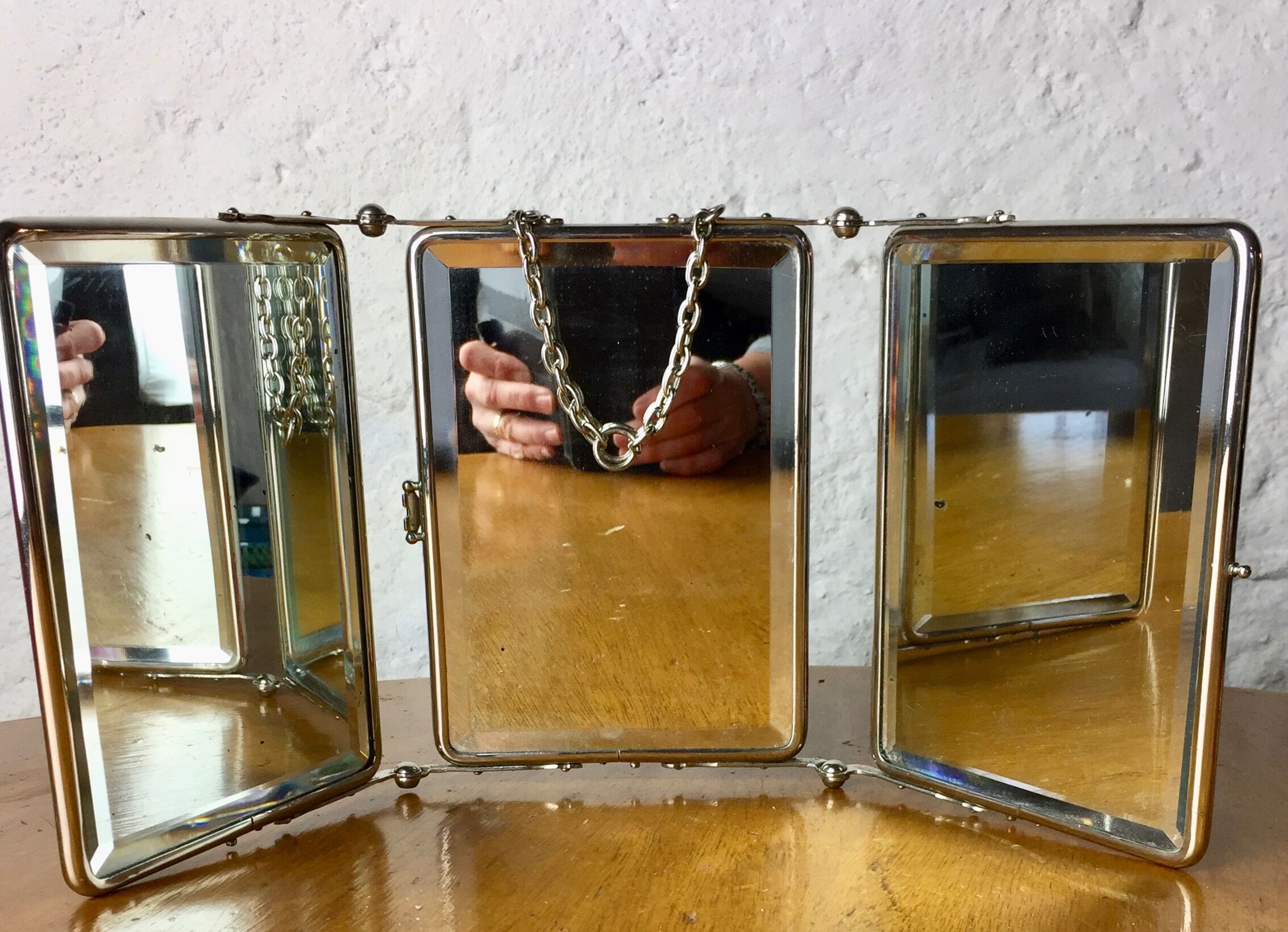 Triptych barber mirror