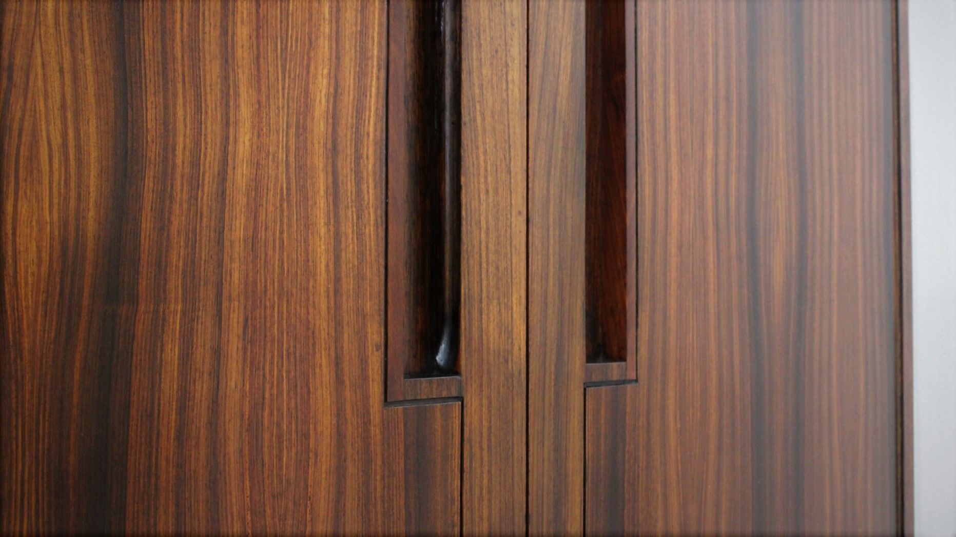 Italian mid century rosewood wardrobe 1950s