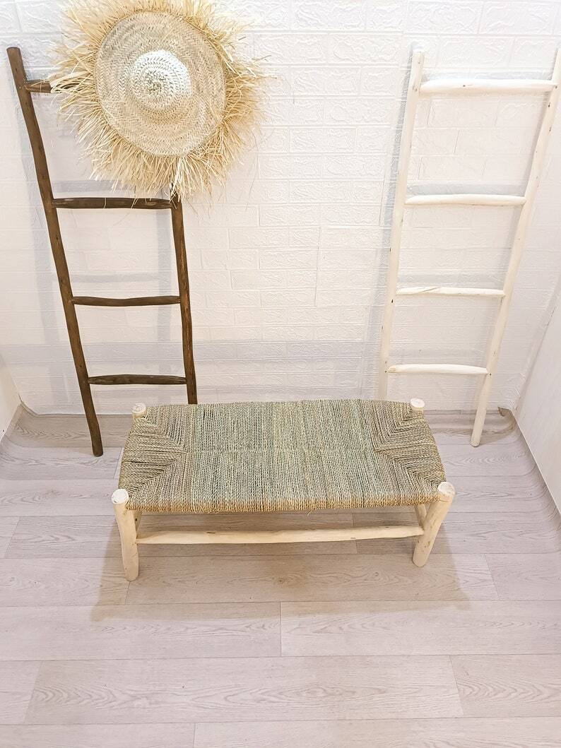 Bench in solid wood and natural wickerwork